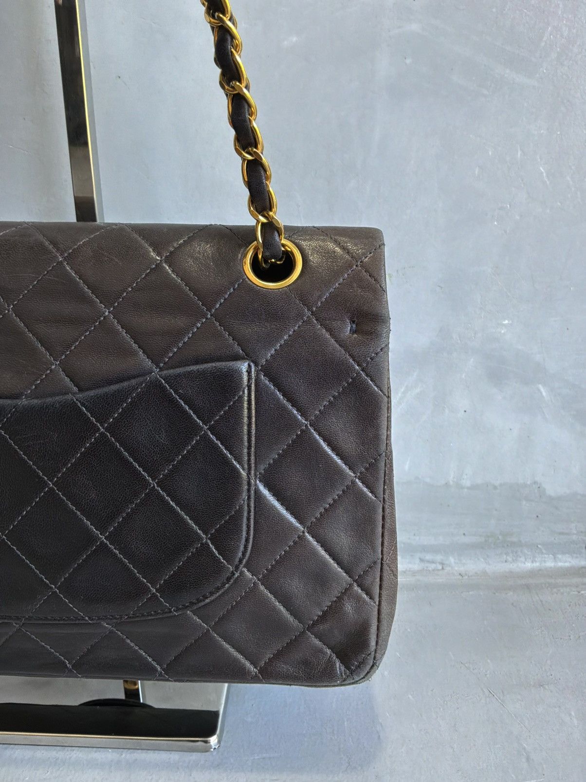 Chanel Old Chanel - Medium Dark Brown Double Flap GHW Shoulder Bag Size ONE SIZE - 13 Thumbnail