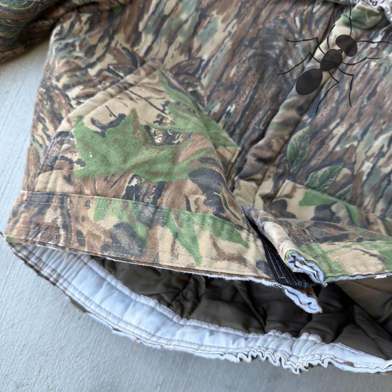 Carhartt × Vintage Walls realtree camo cropped work wear jacket Size US M / EU 48-50 / 2 - 7 Thumbnail