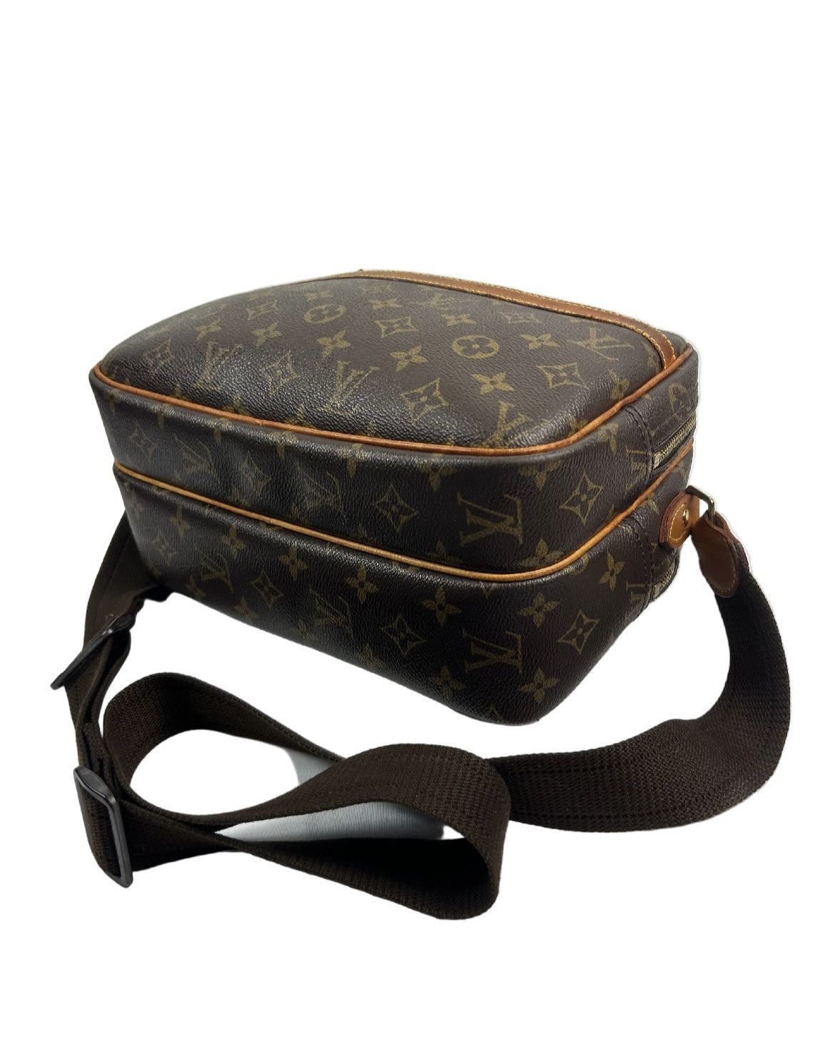 Louis Vuitton Louis Vuitton Reporter Messenger Bag Size ONE SIZE - 5 Thumbnail