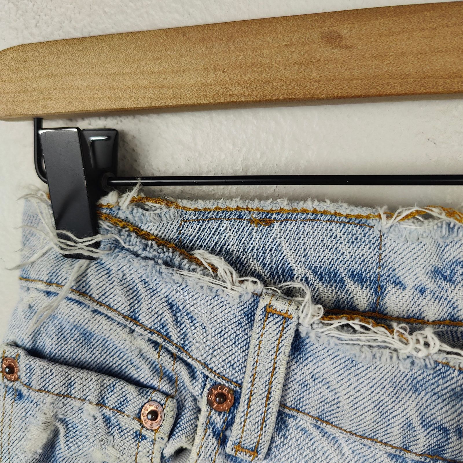 Other Vintage Levi's 17550-0291 Jeans Womens 25 Light Wash Size 25" / US 0 / IT 36 - 4 Thumbnail