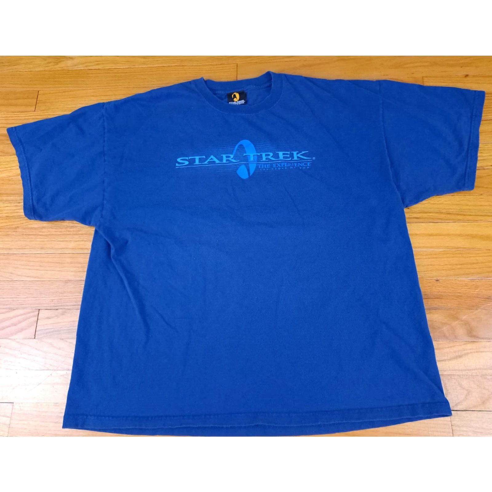 Vintage VINTAGE Star Trek The Experience T-Shirt XXL Blue Unisex Adults Short Sleeve 2XL Sci-fi Star Trek Theme Mens Womens Size US XXL / EU 58 / 5 - 2 Thumbnail