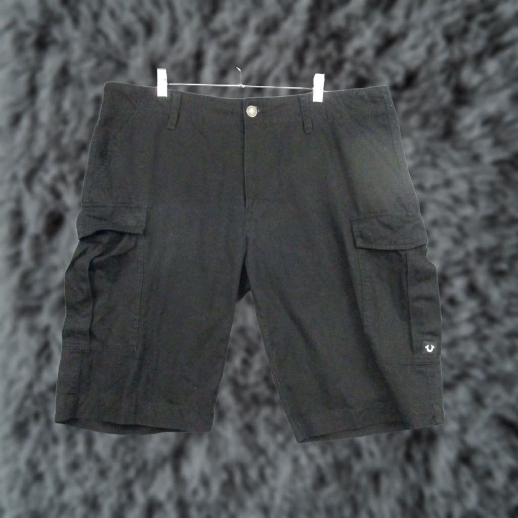 True Religion True Religion Denim Jean Shorts 38 Black Cargo Wide Leg Mens Casual Relaxed Fit 5-Pocket Denim Shorts Black Cargo Wide Leg 38 Men Size US 38 / EU 54 - 1 Thumbnail