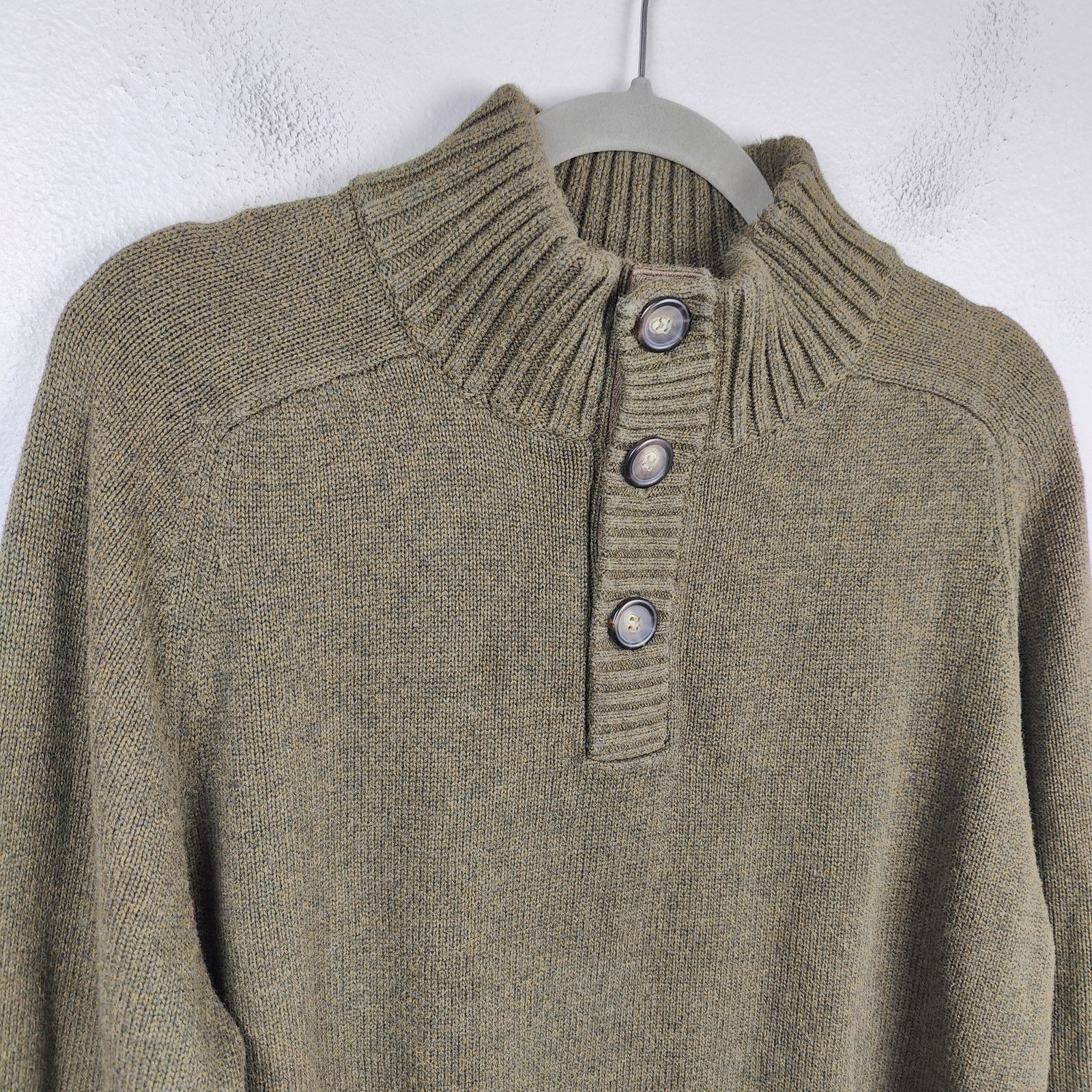 J.Crew J Crew Knit Henley Sweater Mens Large Olive Green Size US L / EU 52-54 / 3 - 2 Thumbnail
