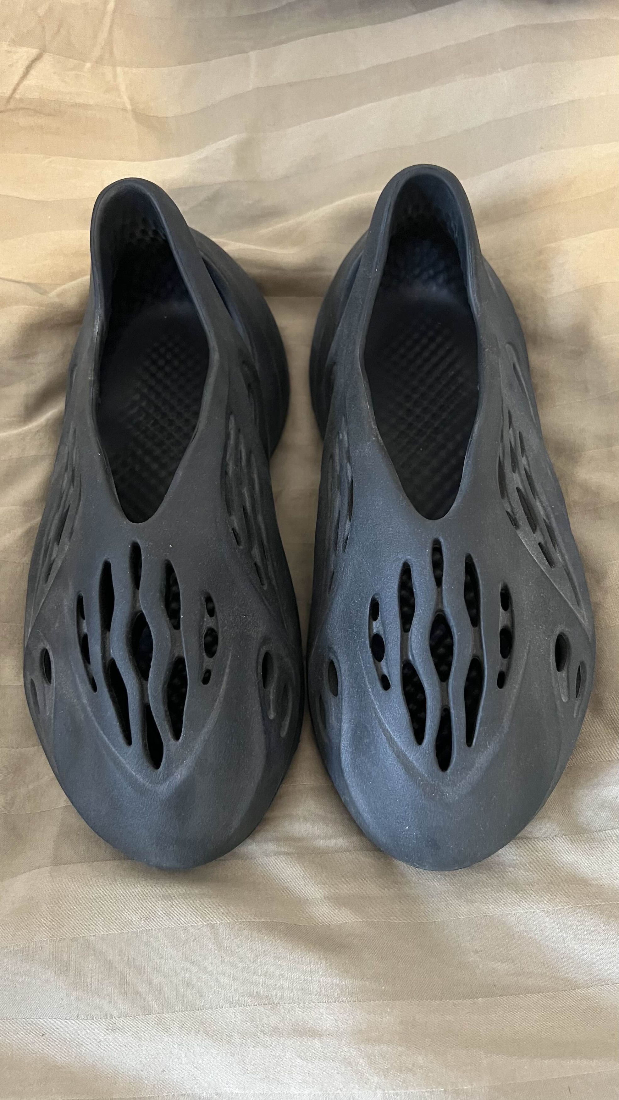Adidas × Kanye West Adidas 2021 Yeezy Foam RNNR Mineral Blue US8 With Box Size US 8 / EU 41 - 7 Thumbnail
