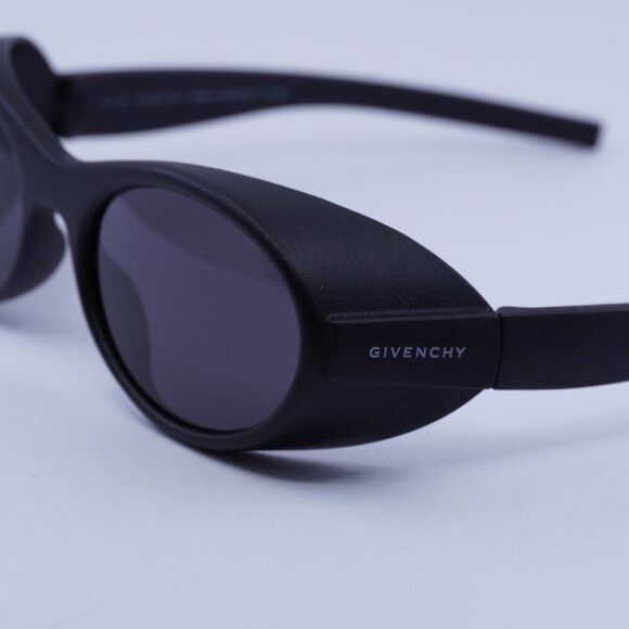 Givenchy 🕶️ New Givenchy GV40065I 02A Sunglasses - Matte Black Frame Size ONE SIZE - 4 Thumbnail