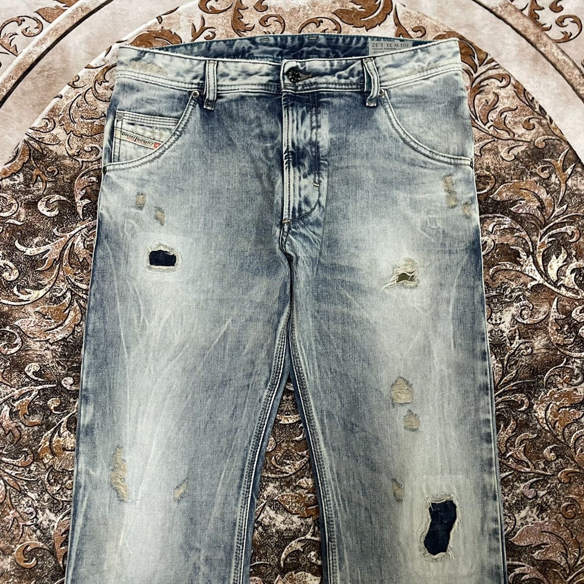 Diesel 🔥Vintage Diesel Industry Krooley Ripped Distress Denim Jeans Size US 34 / EU 50 - 2 Thumbnail