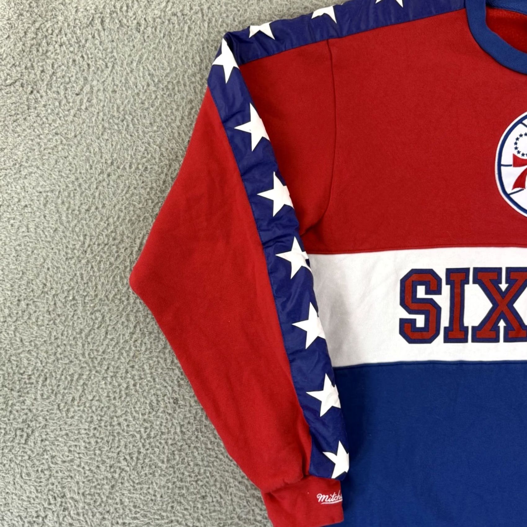 Mitchell & Ness VINTAGE Philadelphia 76ers Sweatshirt Mens 2XL NBA Mitchell & Ness Shirt Graphic Print Logo 90s Mens Size US XXL / EU 58 / 5 - 4 Thumbnail