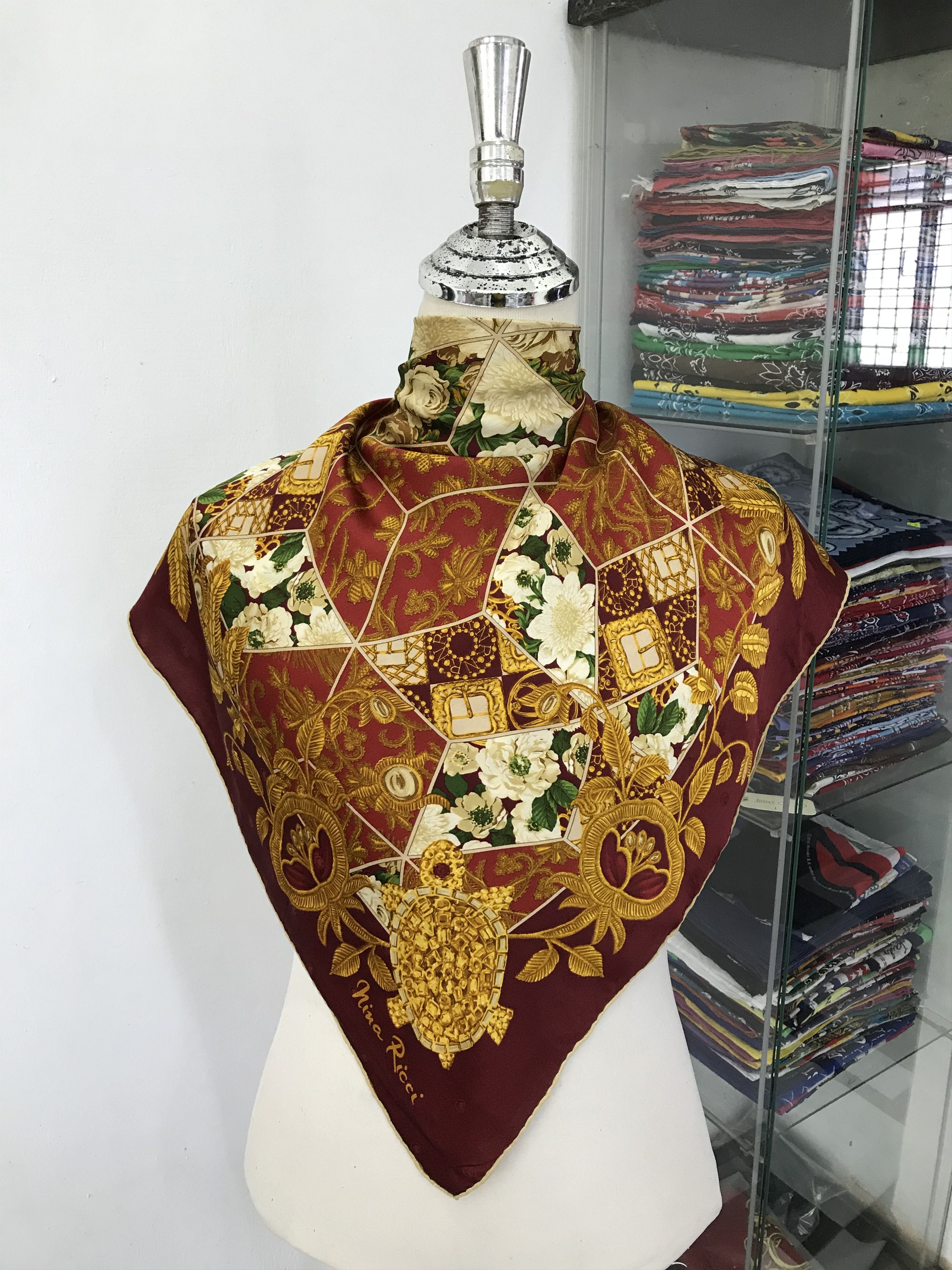 Nina Ricci × Vintage Vintage Nina Ricci Silk Scarf Size ONE SIZE - 1 Thumbnail