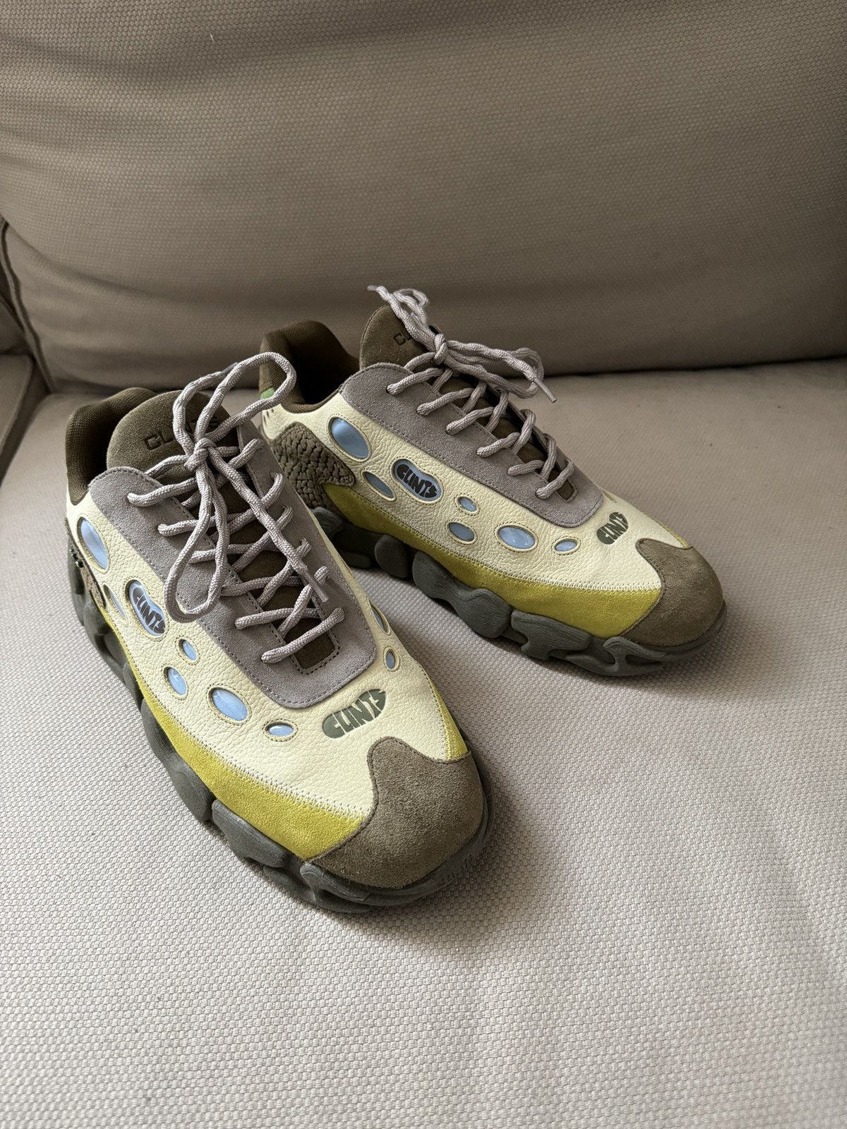 image of Clints Co Clints Oasis Shoes in Olive, Men's (Size 11)