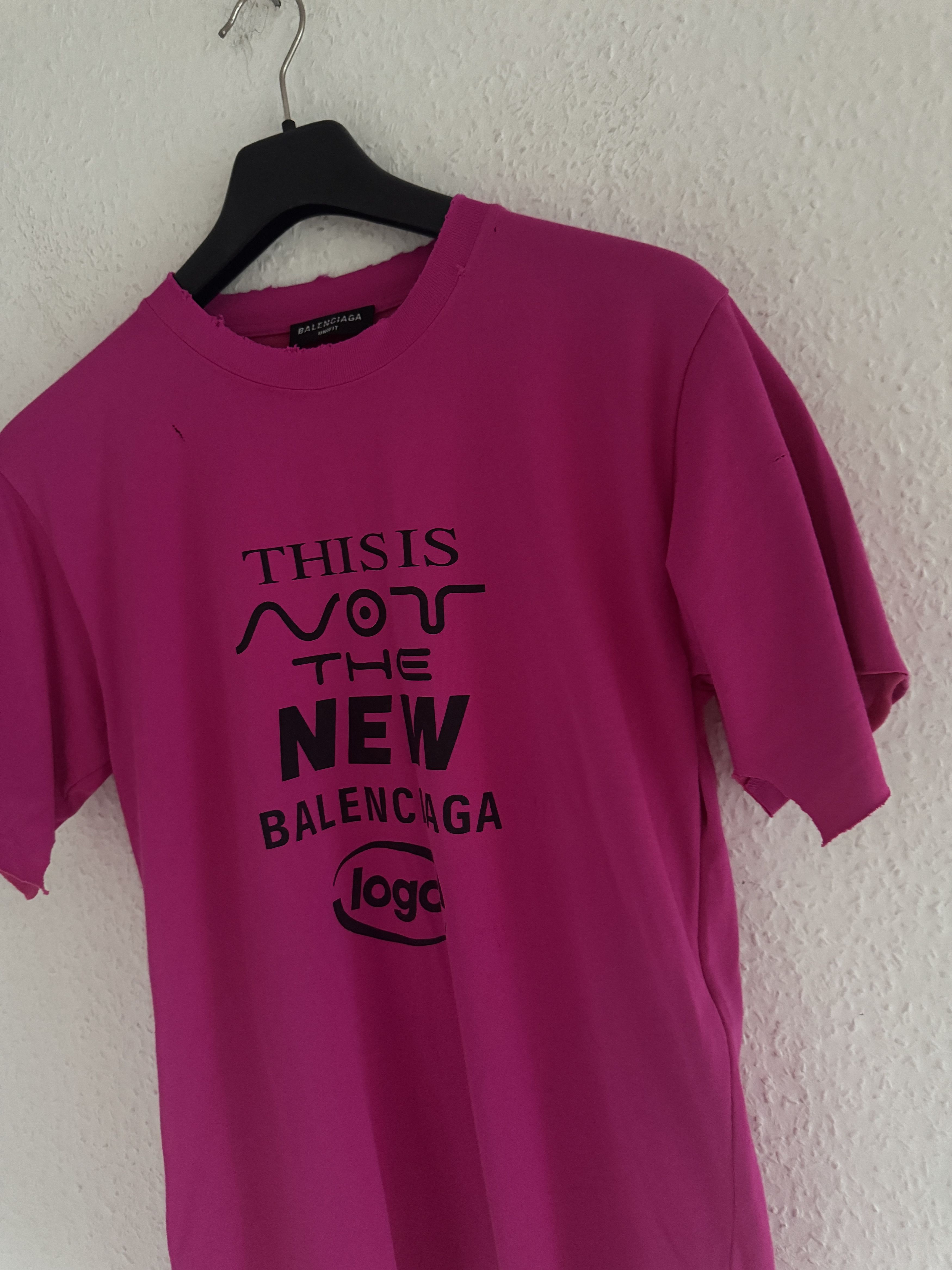 Balenciaga This Is Not The New Balenciaga T-Shirt Size US S / EU 44-46 / 1 - 5 Thumbnail