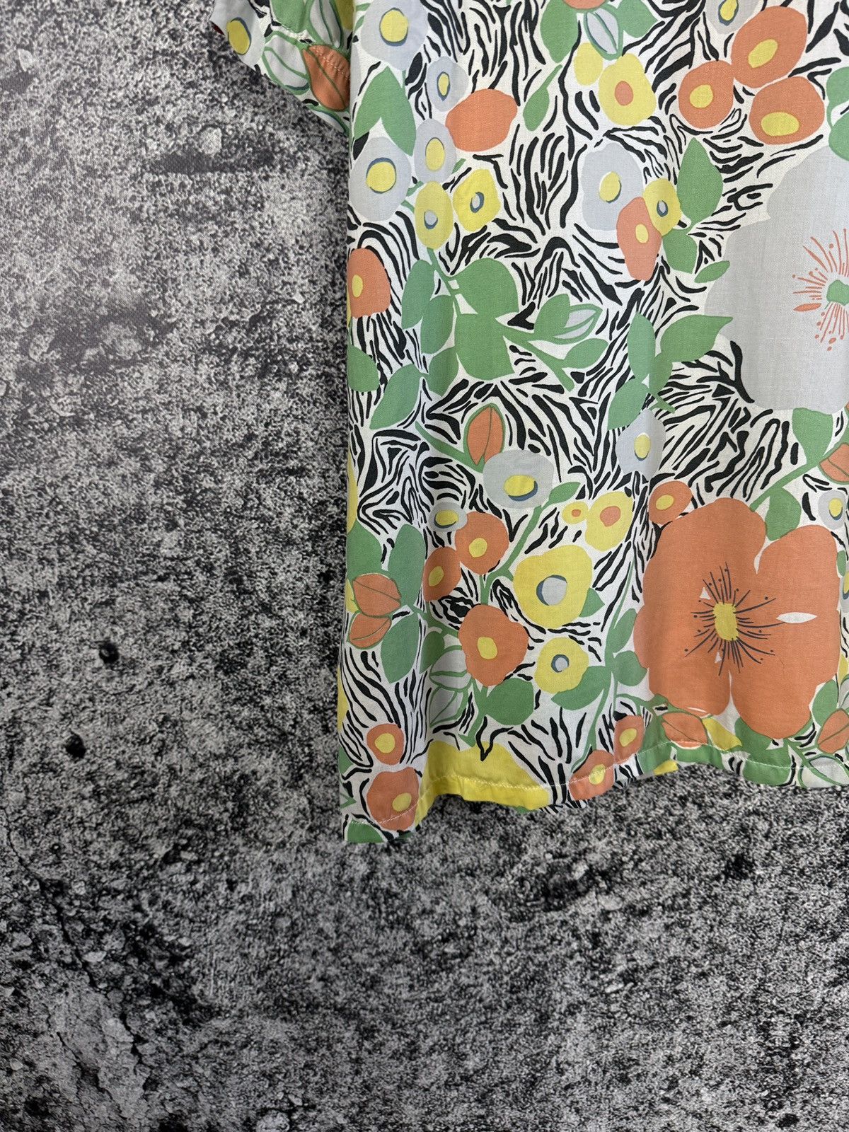 Levi's Levi’s Short Sleeve Shirt Hawaiian Floral Print Relaxed Sz L Size US L / EU 52-54 / 3 - 12 Thumbnail