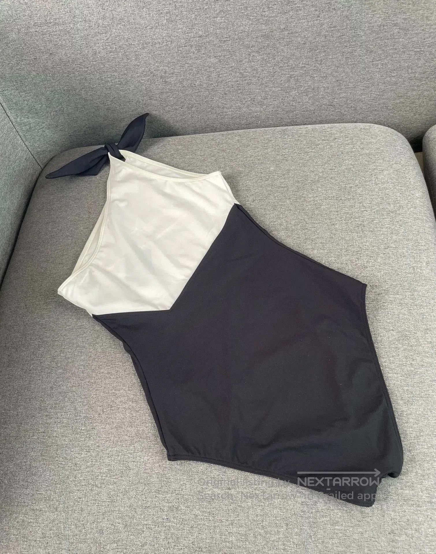 Chanel Chanel Black White Colorblock One. Size XXS / US 00 / IT 34 - 2 Thumbnail