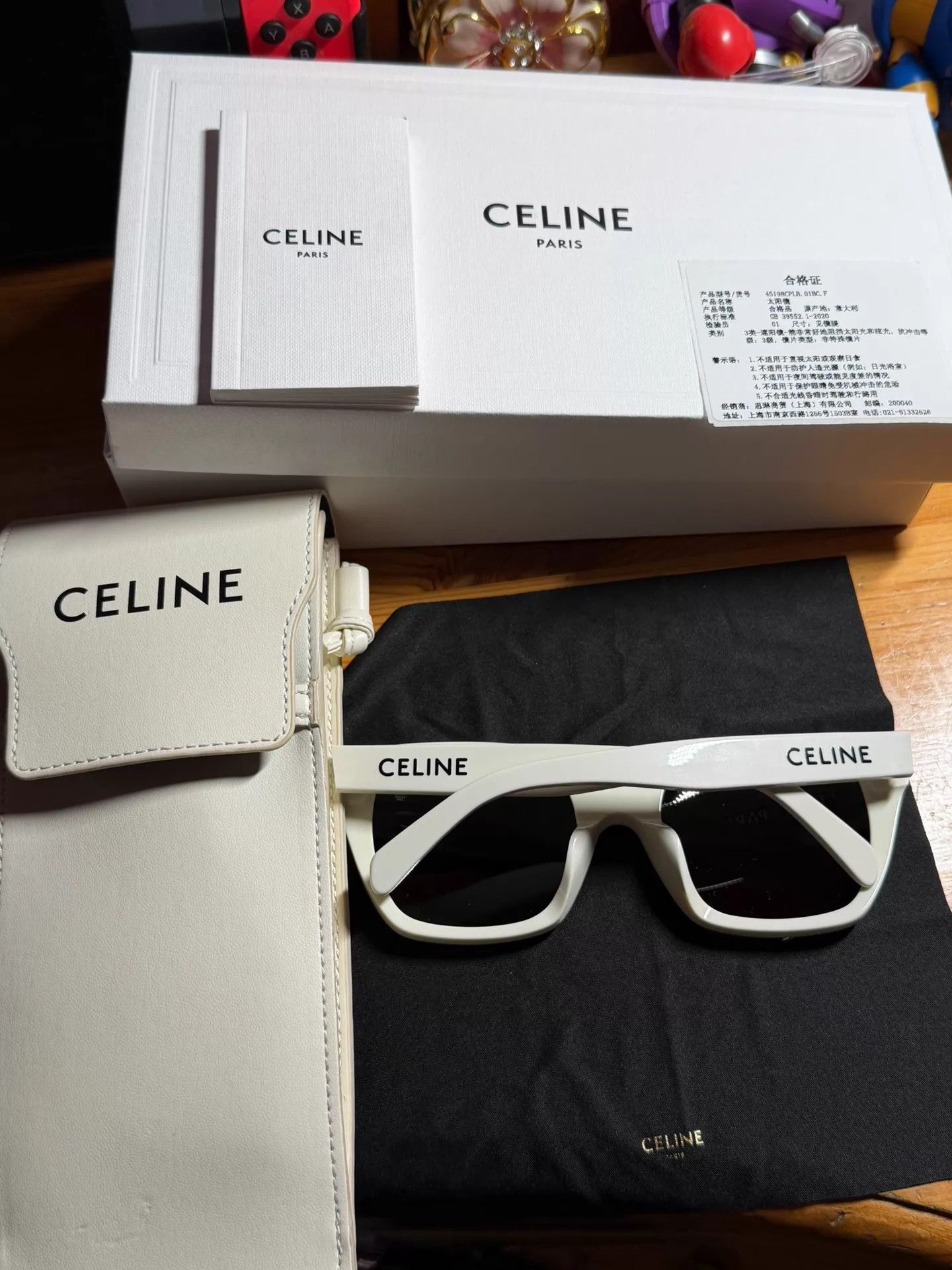 Celine Celine white sunglasses Size ONE SIZE - 1 Thumbnail