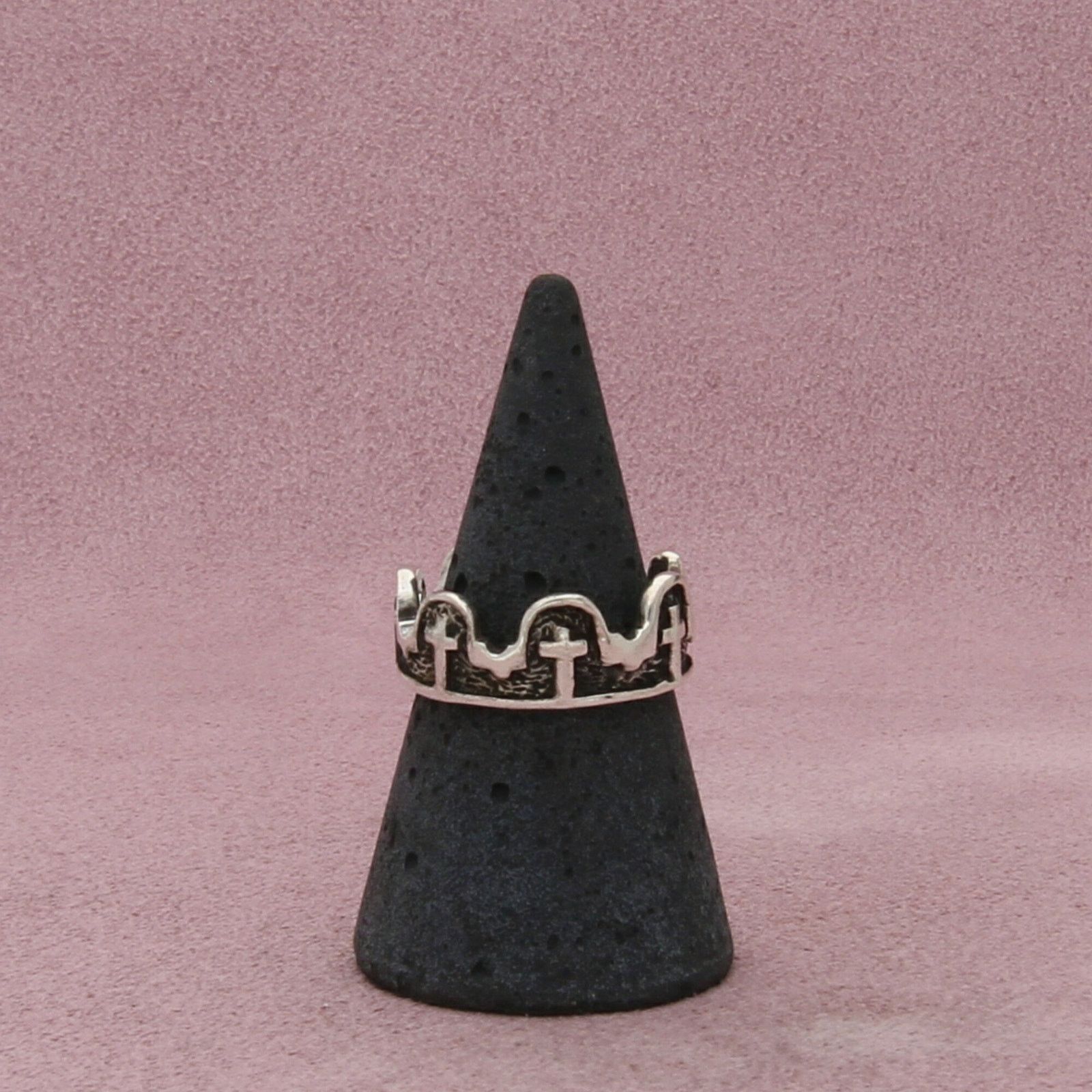 Sterling Silver sterling silver vintage crosses band ring size 7 Size ONE SIZE - 3 Thumbnail