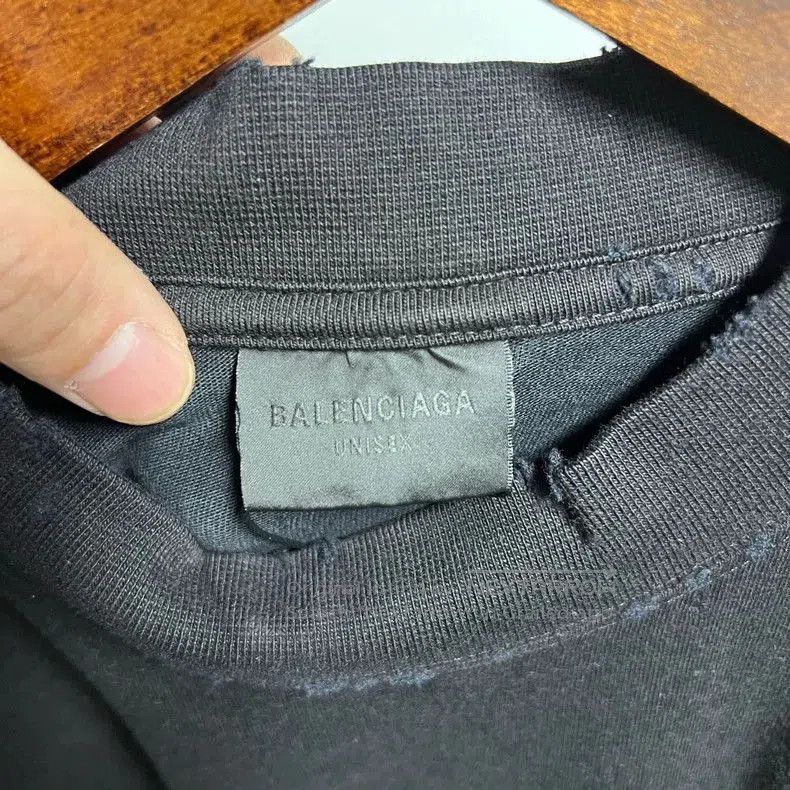 Balenciaga Balenciaga CD Print Short Sleeve Tee. Size US L / EU 52-54 / 3 - 3 Thumbnail