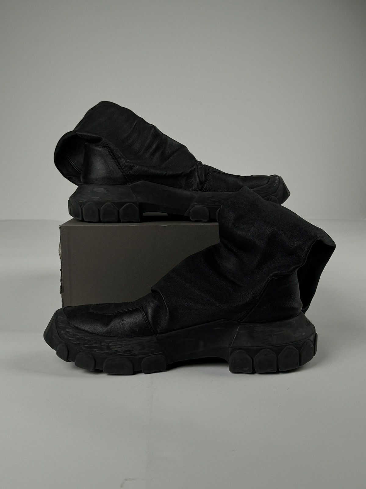 Rick Owens × Rick Owens Drkshdw Rick Owens Bozo Tractor Stocking Boots Size US 11 / EU 44 - 3 Thumbnail