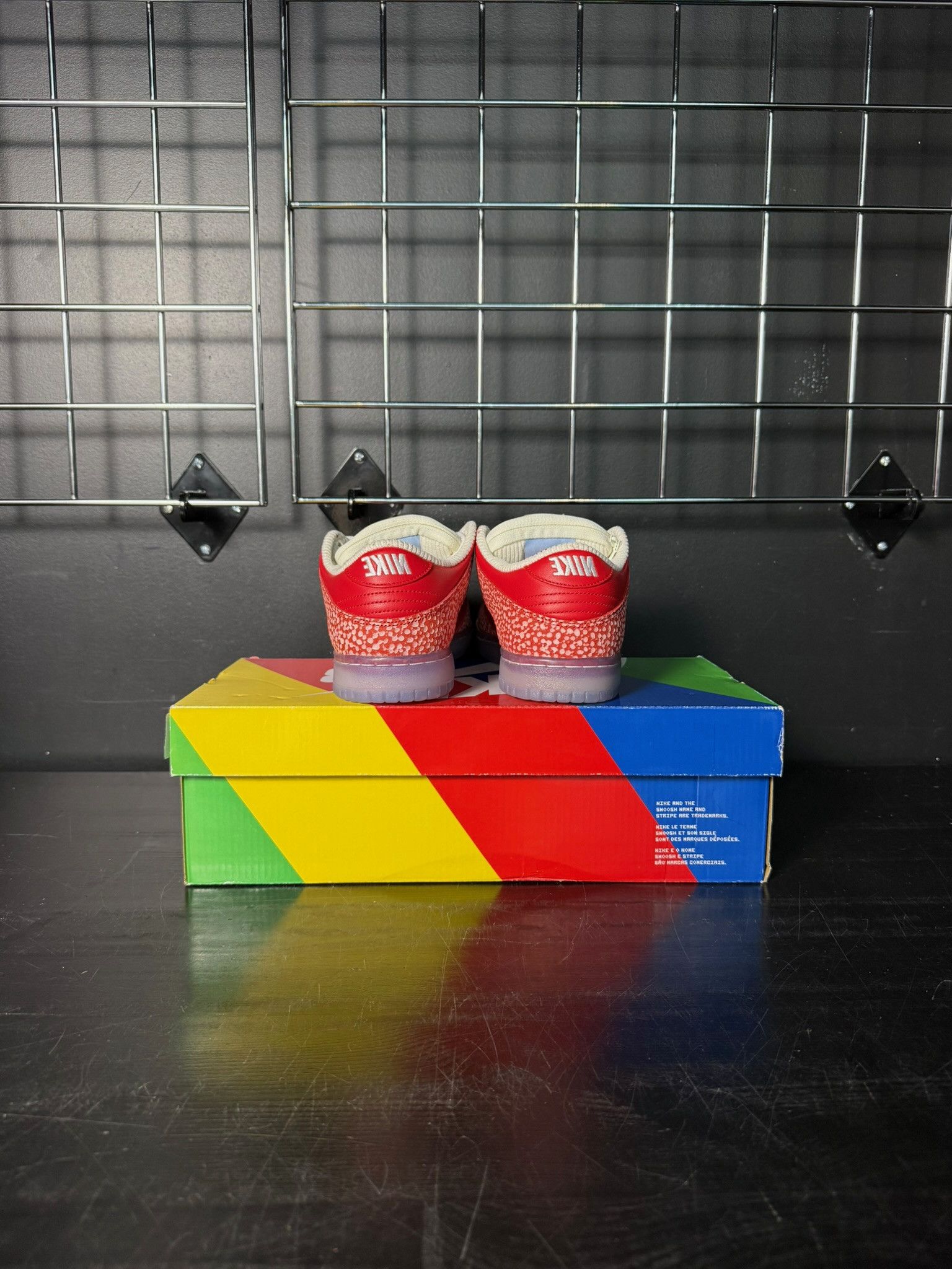Nike Nike SB Dunk Low x Stingwater "Magic Mushroom" - Size 7.5 Size US 7.5 / EU 40-41 - 4 Thumbnail