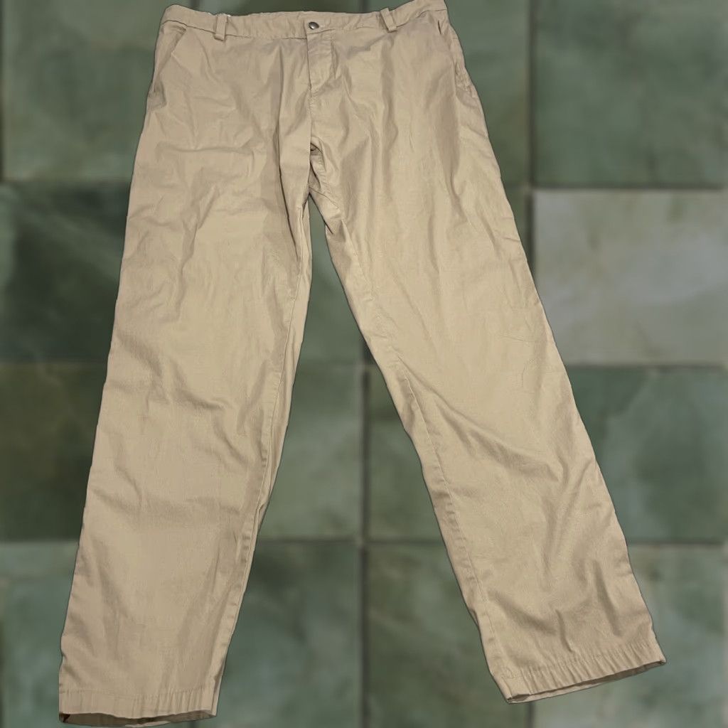 Lululemon Lululemon Pants 36 37X32 Biege Slim Fit Casual Mens Adult Commission ABC Size US 36 / EU 52 - 1 Thumbnail