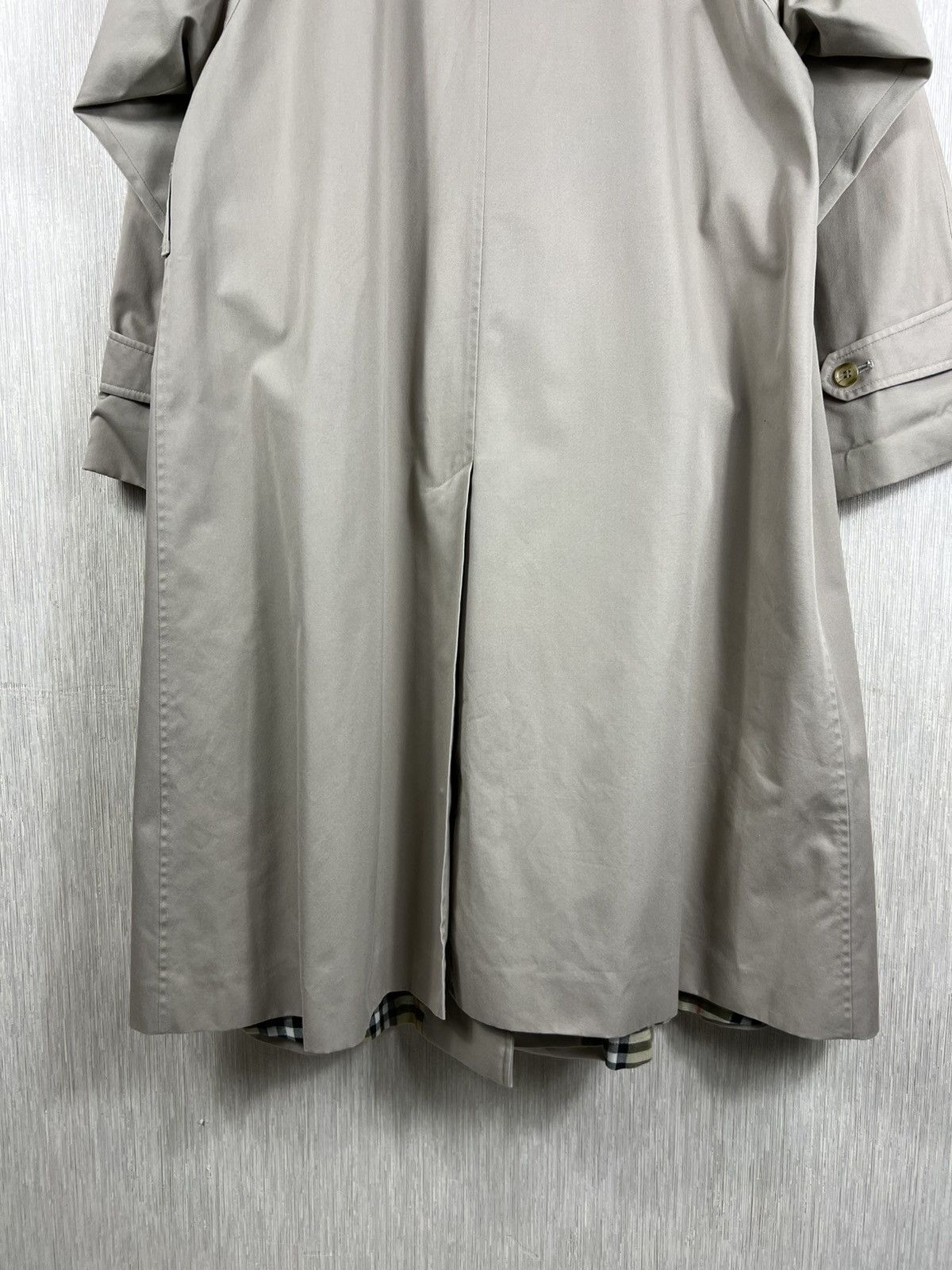 Burberry Vintage Burberrys London long trench coat parka nova checked Size US L / EU 52-54 / 3 - 18 Thumbnail