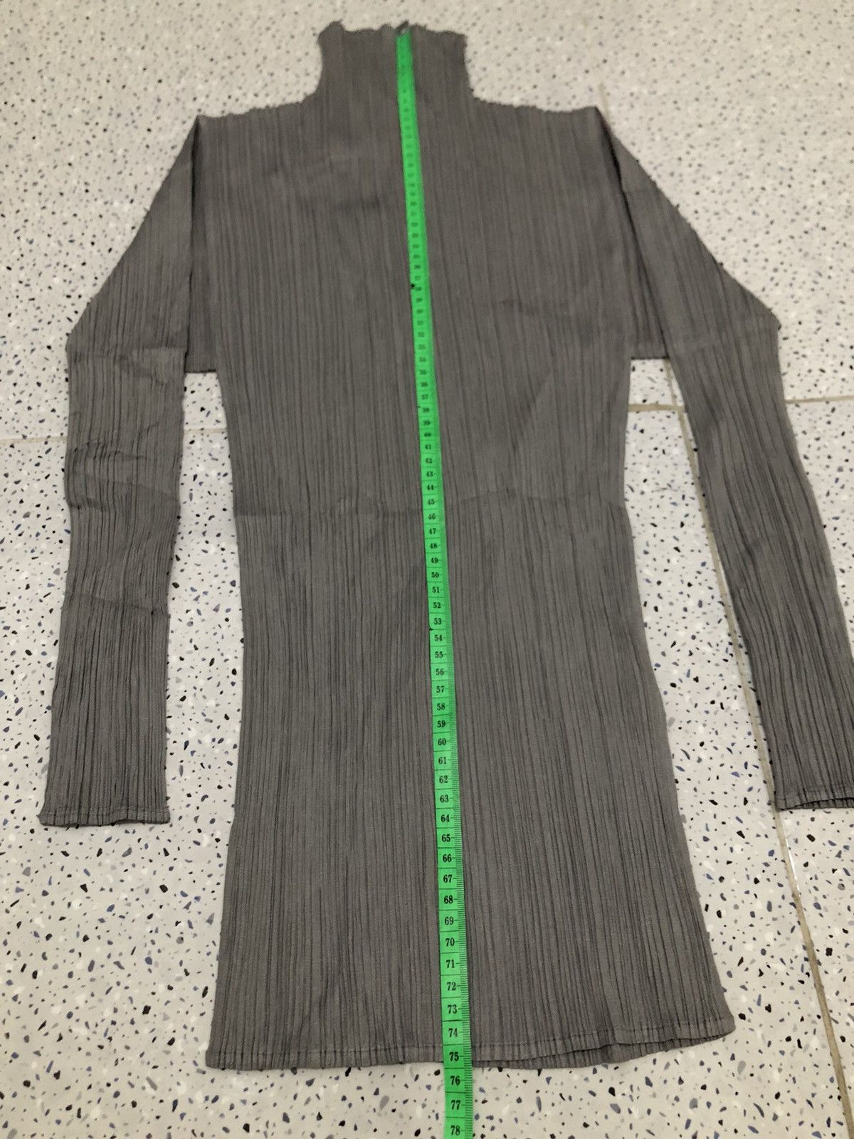 Homme Plisse Issey Miyake × Issey Miyake × Pleats Please Issey Miyake Issey Miyake Pleats Please Tops Size M / US 6-8 / IT 42-44 - 13 Thumbnail