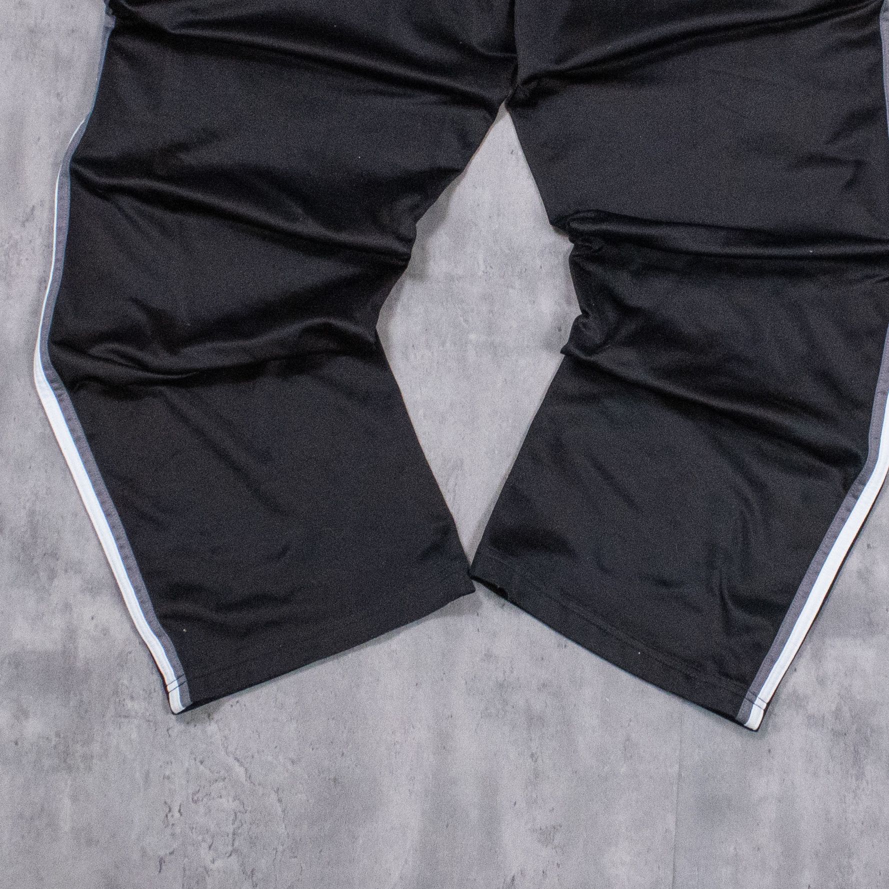 Athletic Works Y2K 2000's Athltic Work Stripped Baggy Relax Fit Wide Legged Track Sweat Pant's Size US 32 / EU 48 - 10 Thumbnail