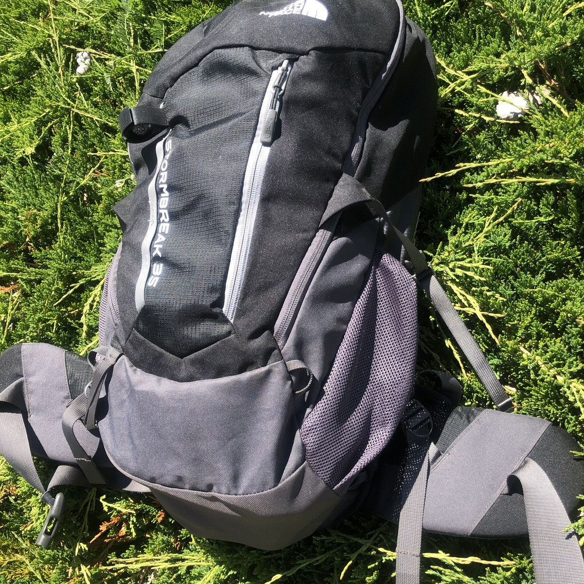 The North Face Stormbreak shops 35 Backpack Like new!