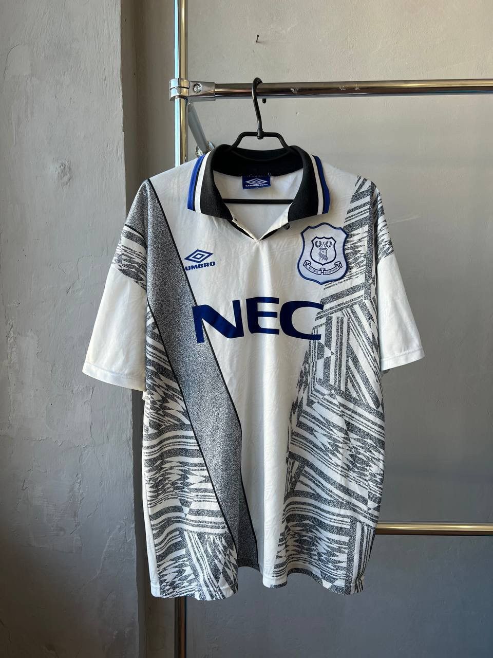 Vintage 1994/1995 EVERTON RARE AWAY UMBRO SOCCER FOOTBALL JERSEY XL Size US XL / EU 56 / 4 - 2 Thumbnail