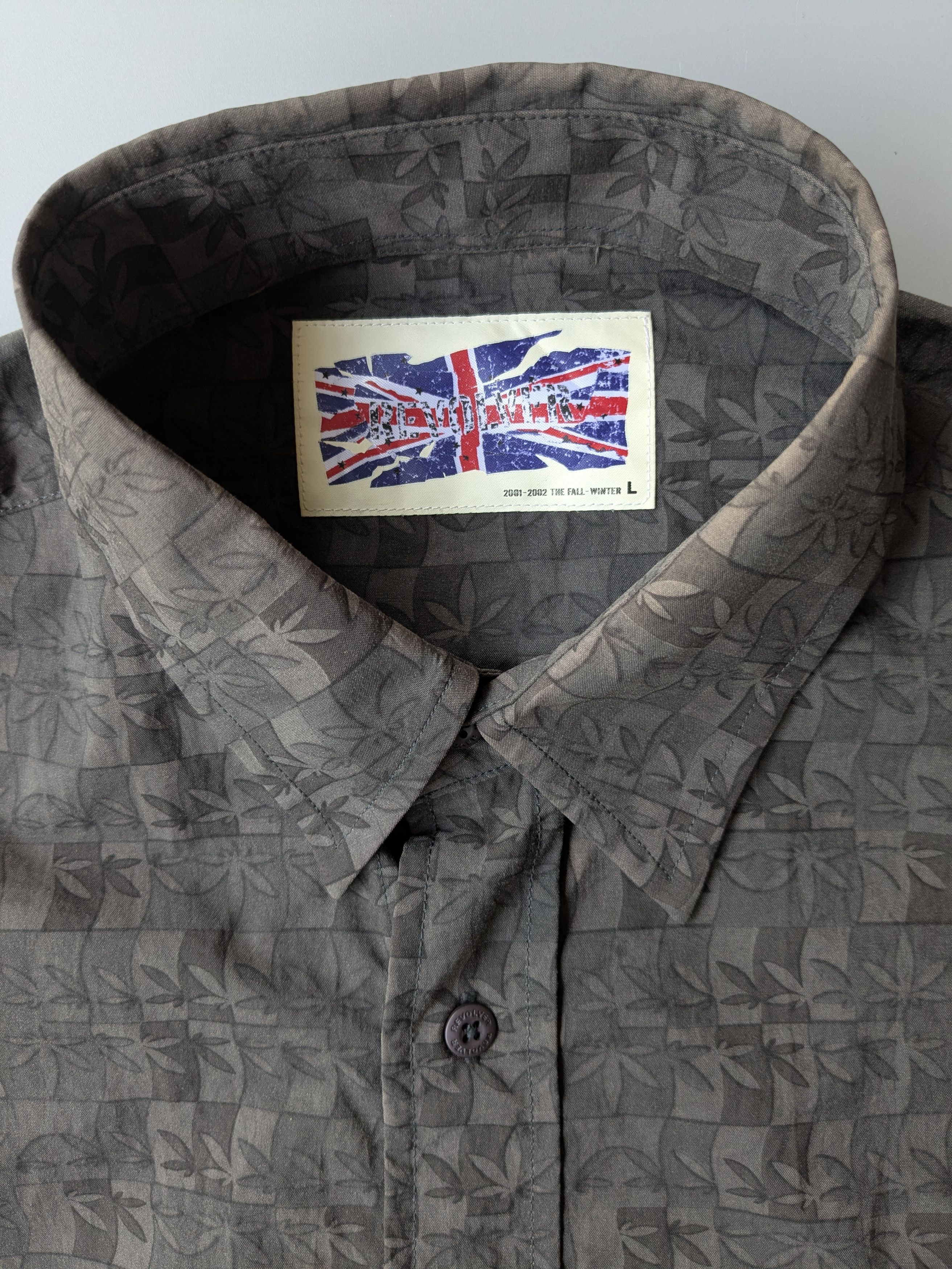 Japanese Brand FW01 REVOLVER marijuana monogram button up Size US L / EU 52-54 / 3 - 2 Thumbnail