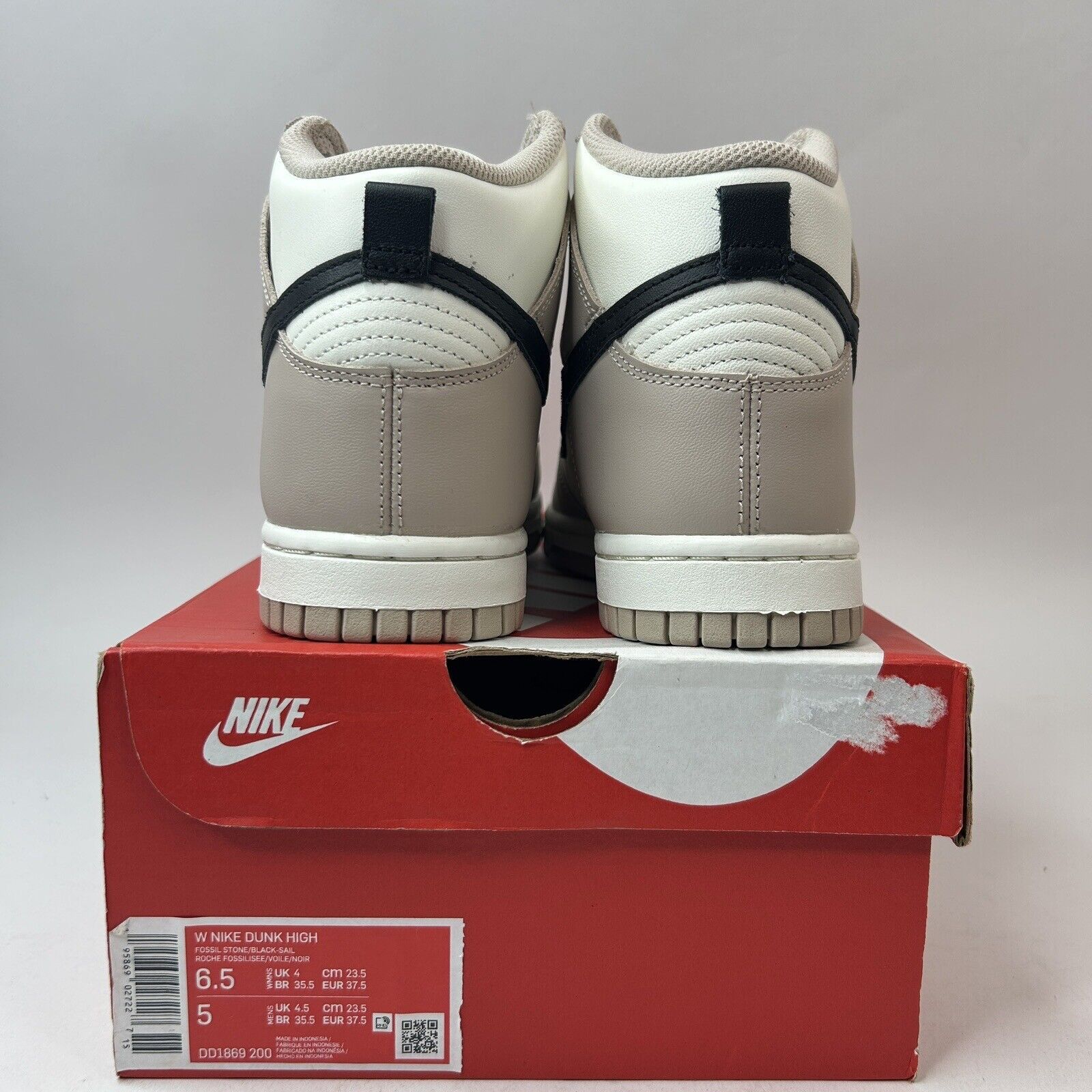 Nike Nike Dunk High WMNS “Fossil Stone Black Sail Tan” 2023 Size US 6.5 / IT 36.5 - 4 Thumbnail