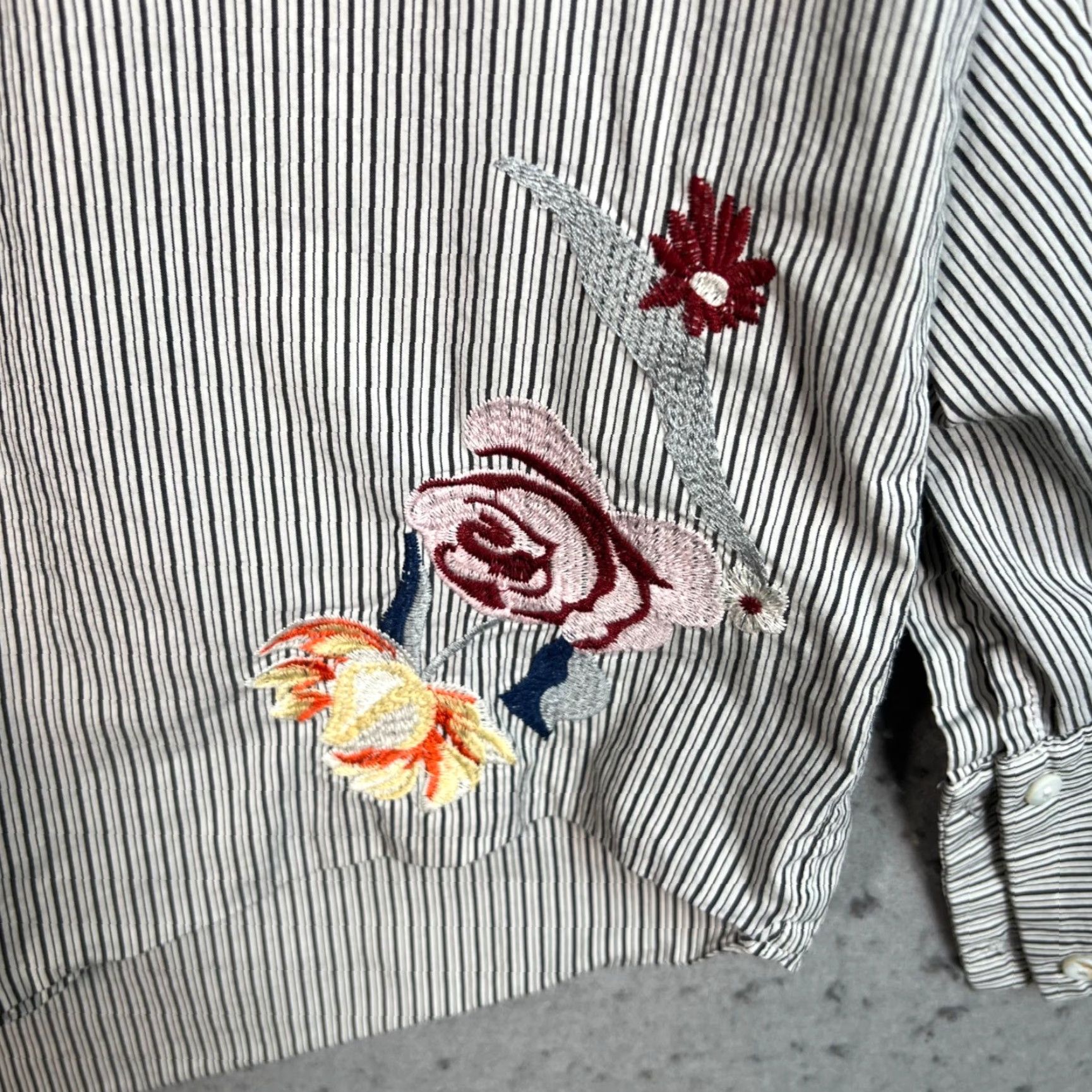 Vintage Skies Are Blue Embroidered Floral Stripe Blouse Top Womens Size 8 Size M / US 6-8 / IT 42-44 - 5 Thumbnail