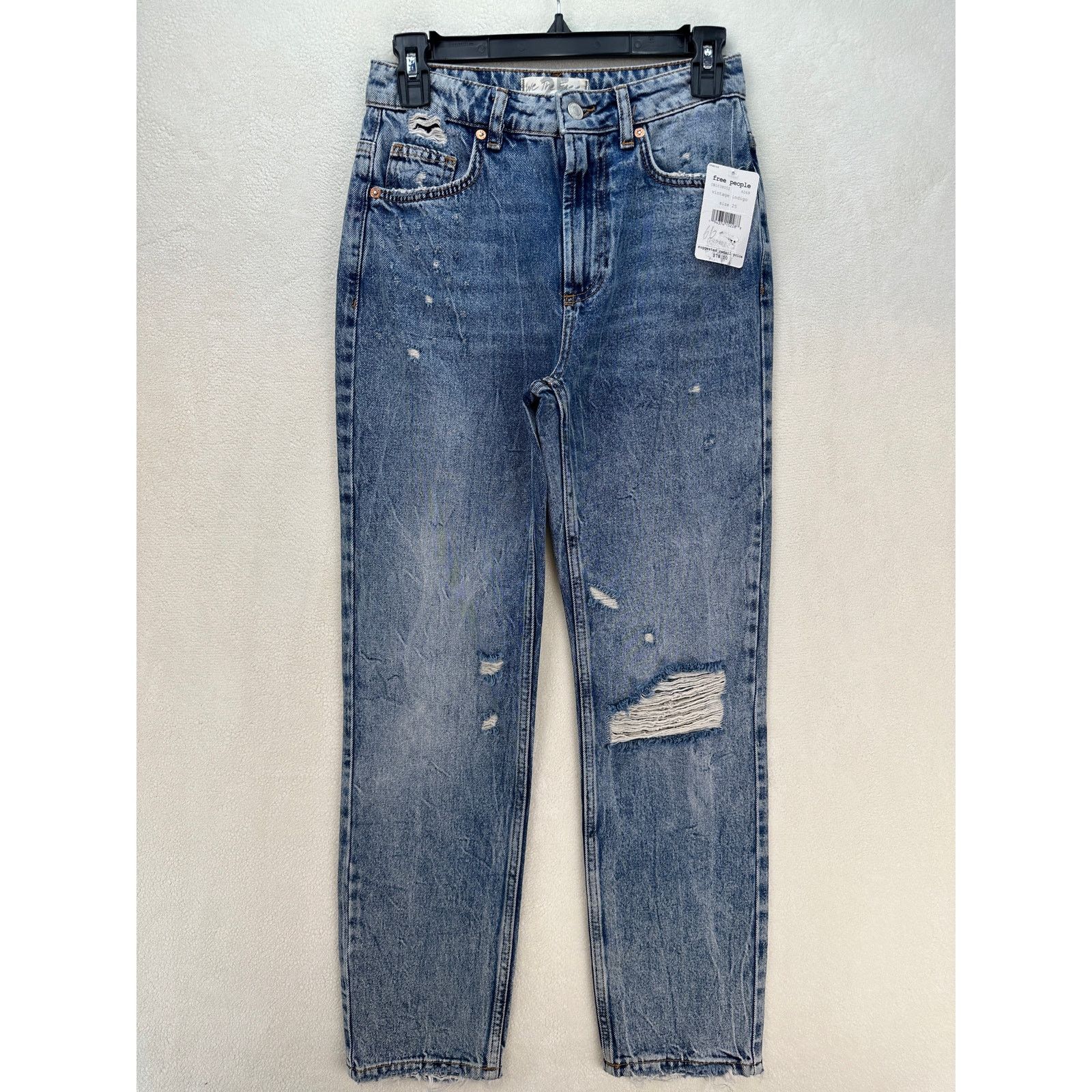 Free People FREE PEOPLE SIZE 25 DAKOTA STRAIGHT LEG JEAN MEDIUM WASH 0B1 Size 25" / US 0 / IT 36 - 1 Thumbnail