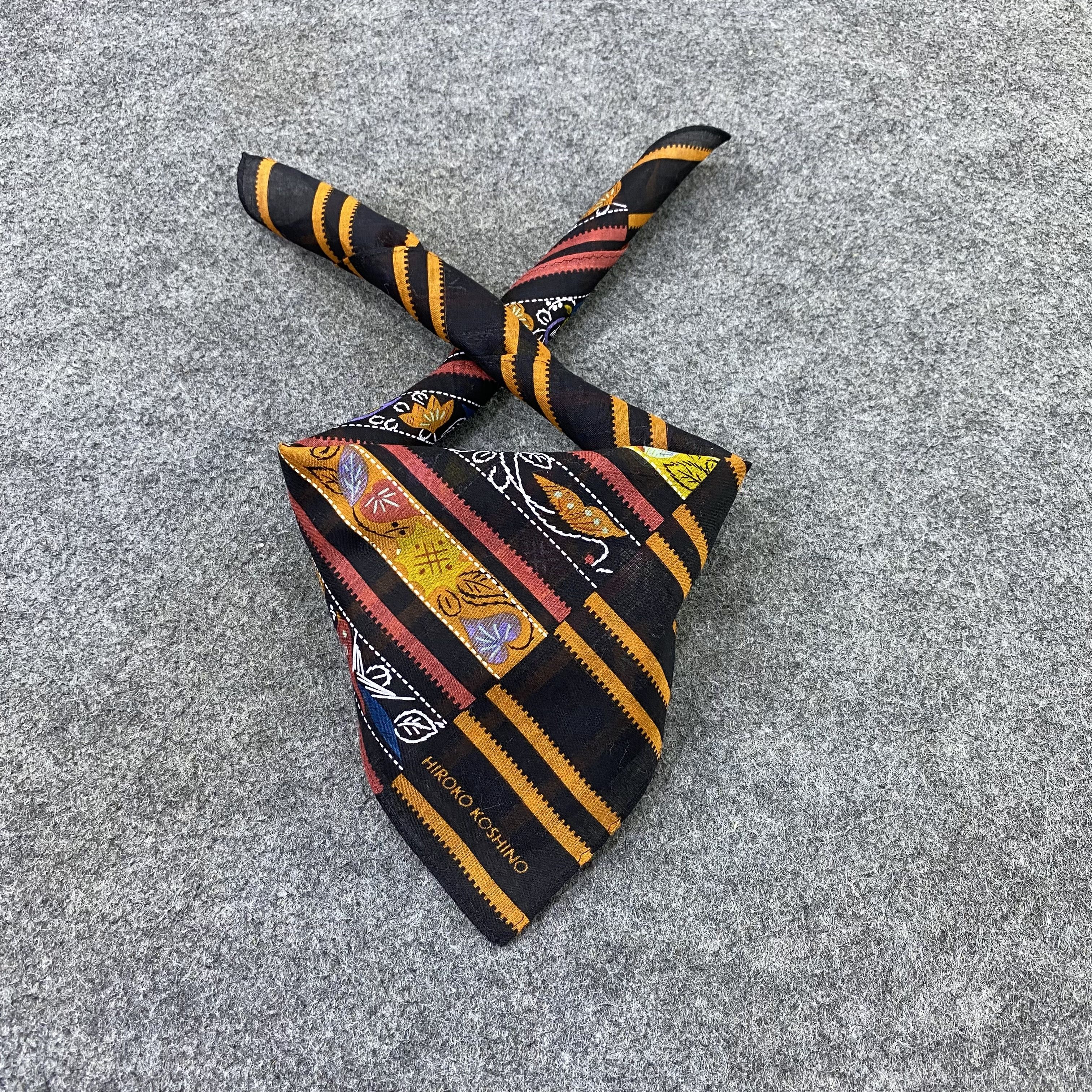Japanese Brand Hiroko Koshino Handkerchief / Bandana / Neckerchief-B2088 Size ONE SIZE - 2 Thumbnail