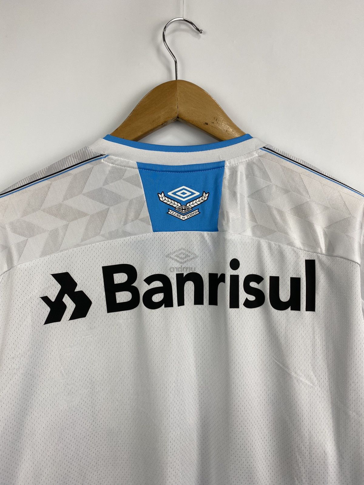 Umbro BNWT Gremio Umbro Home Soccer Football Jersey t-shirt Size US XXL / EU 58 / 5 - 13 Thumbnail