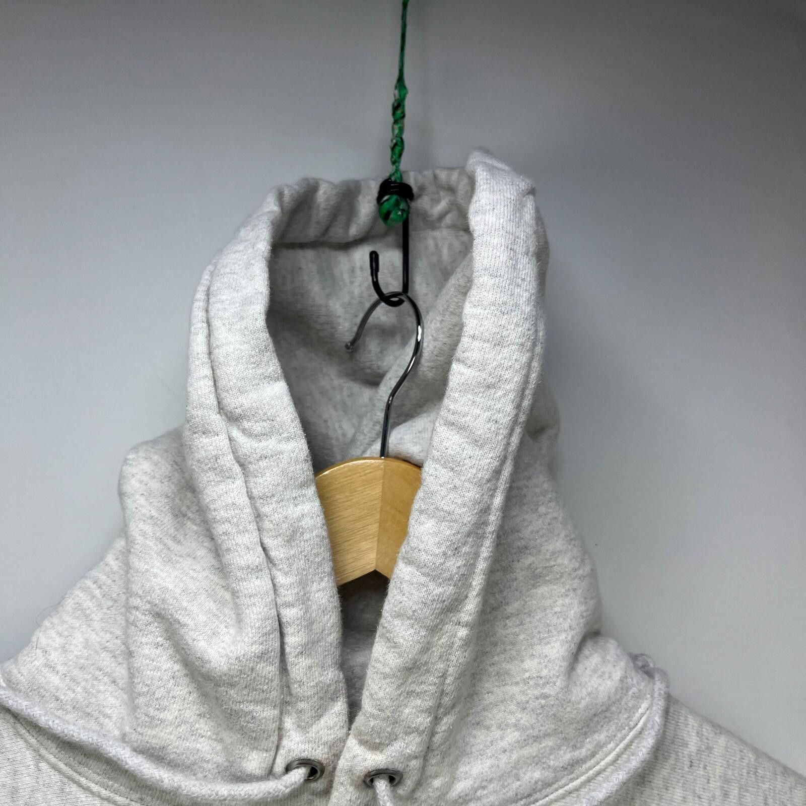 Champion Vintage Champion Harvard Y2K Reverse Weave Hoodie Medium Size US M / EU 48-50 / 2 - 5 Thumbnail