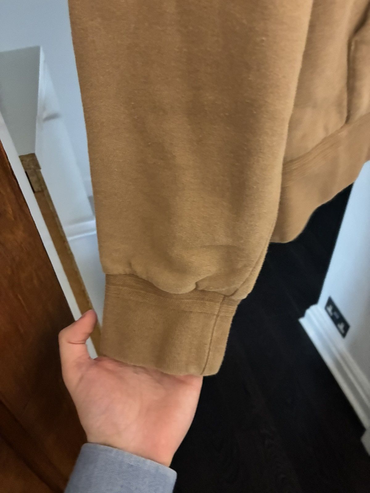 Ermenegildo Zegna Zegna camel cashmere hoodie size 50/medium Size US M / EU 48-50 / 2 - 3 Thumbnail