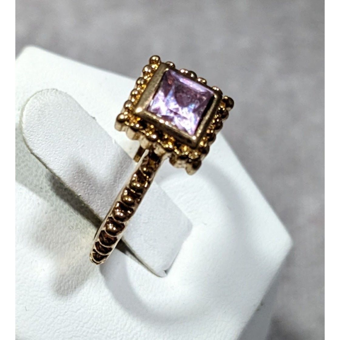 Other Whimsical Elegant Square Purple Gemmed Gold Tone Ring Size 8 Size ONE SIZE - 6 Thumbnail