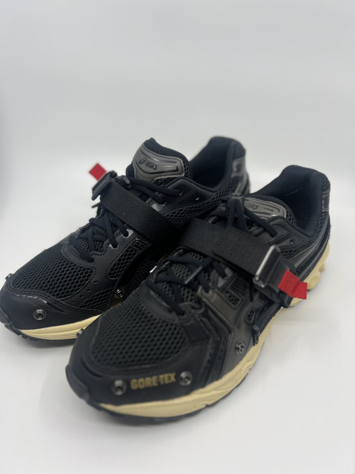 Asics Gel Kayano 14 GTX Size US 9.5 / EU 42-43 - 4 Thumbnail