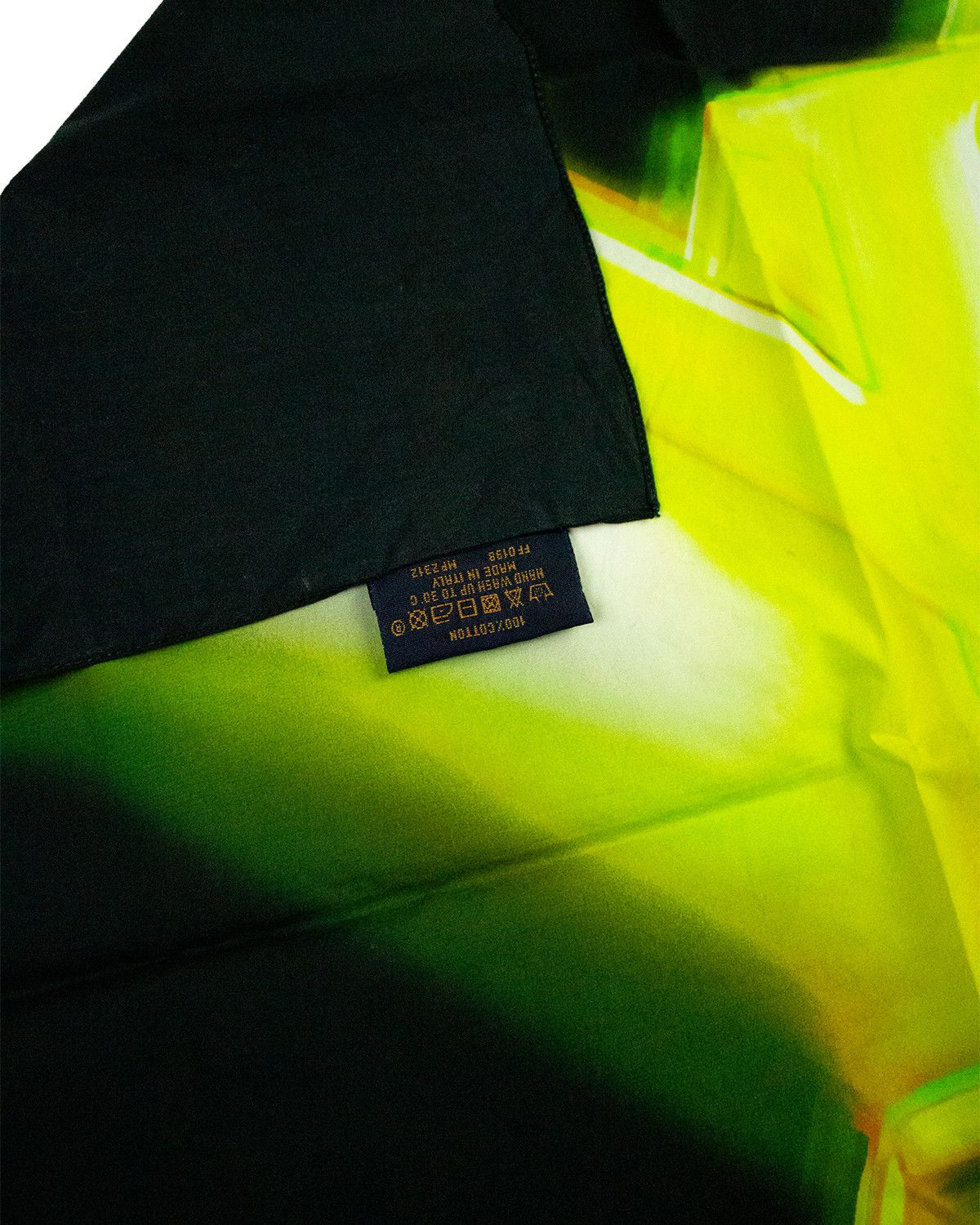 Louis Vuitton Louis Vuitton 3D Virgil Abloh Bandana Size ONE SIZE - 3 Thumbnail