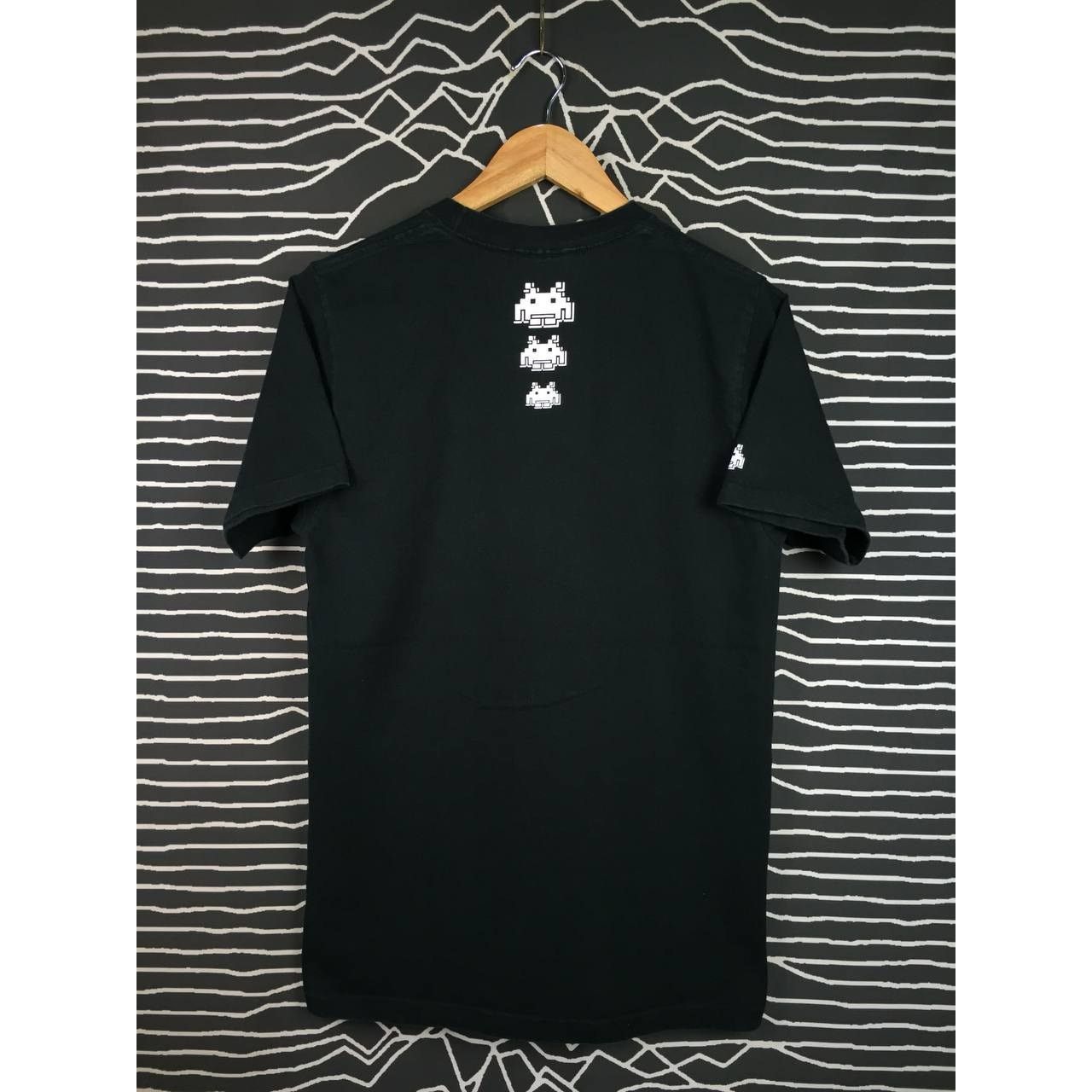 The Game × Vintage Vtg 00s Space Invaders Retro Classic Arcade Video Game Tee Size US M / EU 48-50 / 2 - 5 Thumbnail