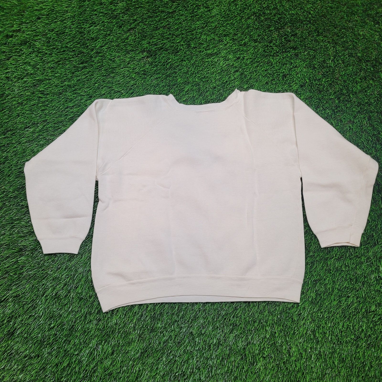 Vintage VTG 80s Funny Rabbit Sweatshirt Womens Large Crop 3/4 Sleeve Size L / US 10 / IT 46 - 7 Thumbnail