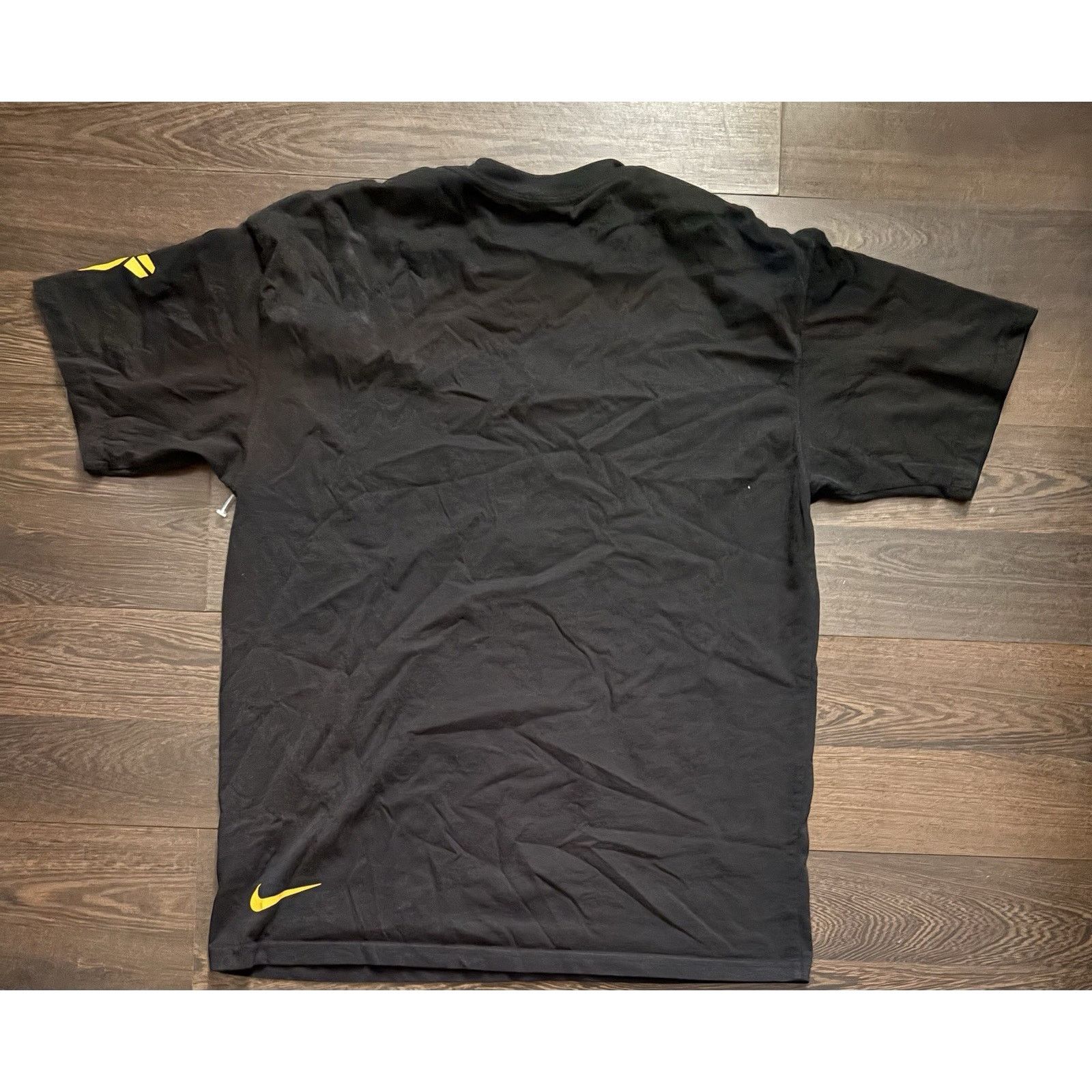 Nike Nike Kobe M90 X-Ray Broken Not Beat T-Shirt Tee Black SZ M Size US M / EU 48-50 / 2 - 4 Thumbnail