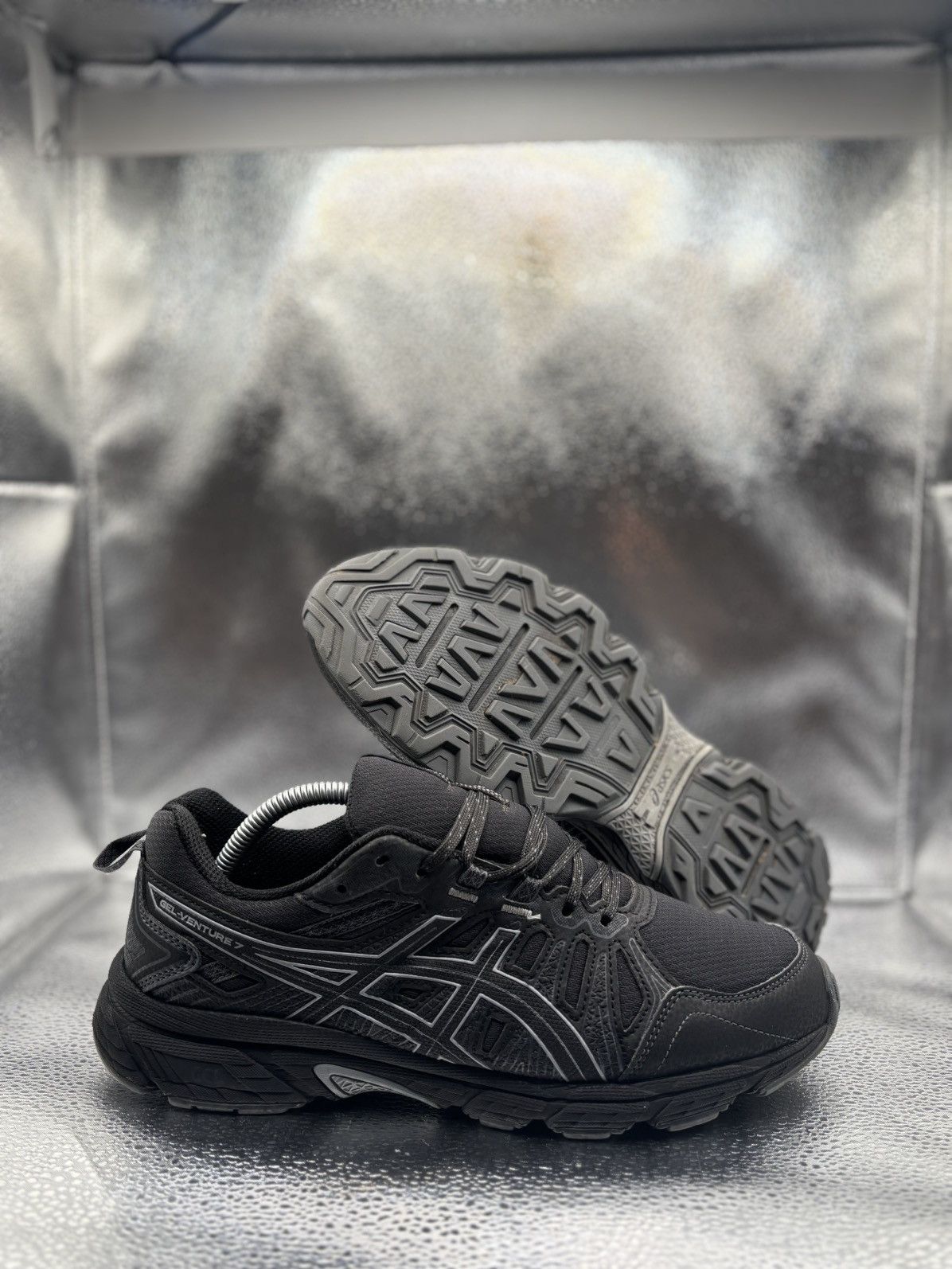 Asics ASICS gel-venture 7 black sheet rock Size US 8.5 / EU 41-42 - 1 Thumbnail