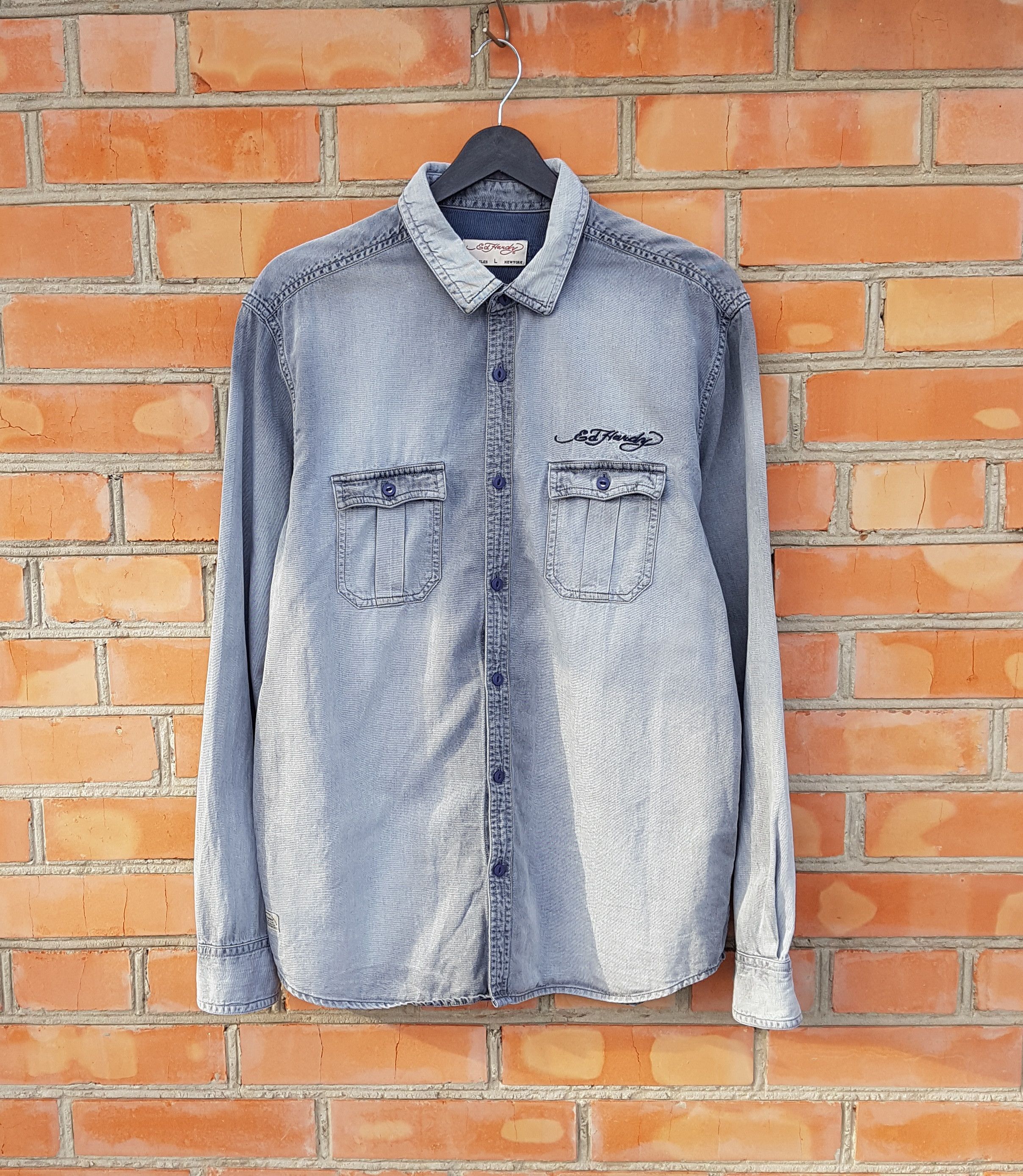 Ed Hardy Ed Hardy Y2K Vintage Style Denim Shirt Embroidered Logo sz L Size US L / EU 52-54 / 3 - 10 Thumbnail