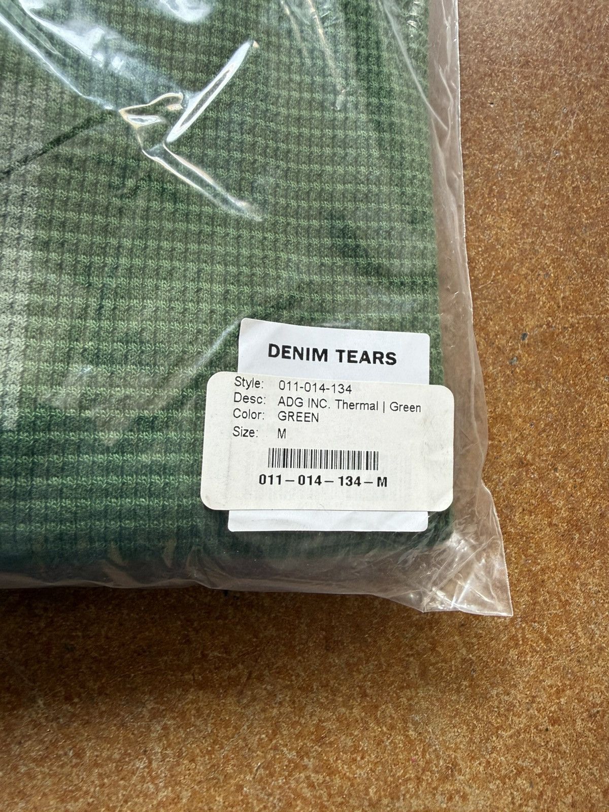 DENIM TEARS Denim Tears ADG Inc. Thermal Green Medium Size US M / EU 48-50 / 2 - 9 Thumbnail