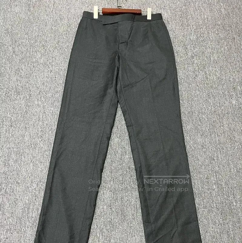 Thom Browne Thom Browne Gray Wool Casual Pants for Men . Size US 38 / EU 54 - 1 Thumbnail