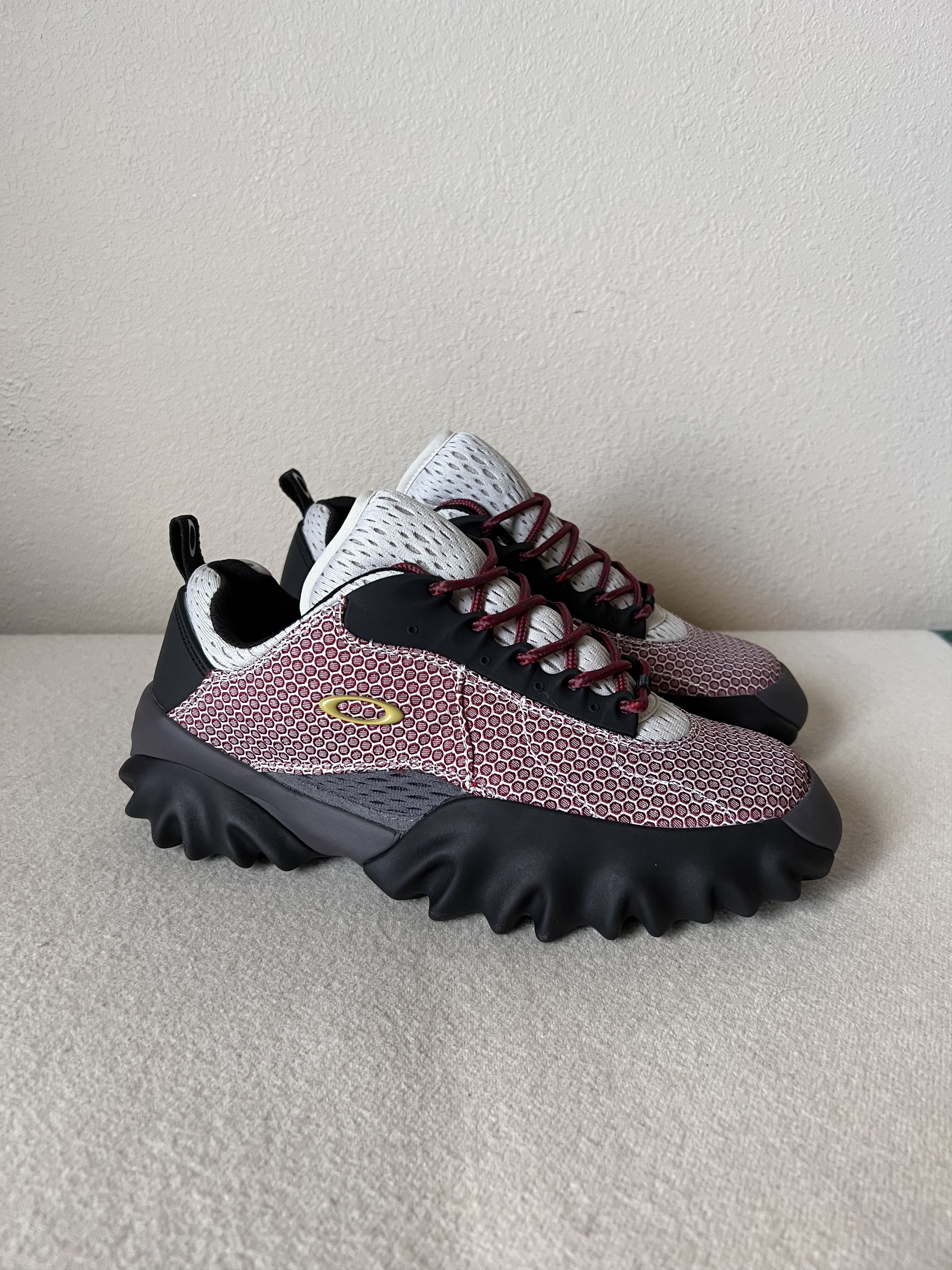 image of Brain Dead Oakley Factory Team Chop Saw In Maroon Shoes, Men's (Size 6.5)