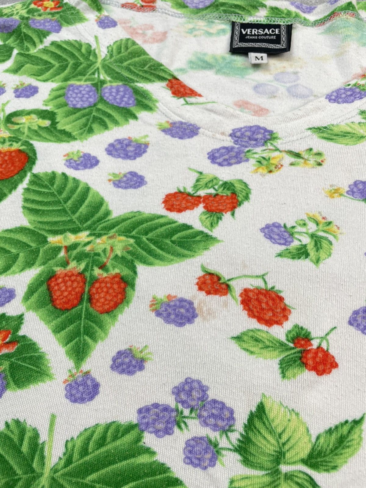 Versace Jeans Couture Versace Jeans Couture 90s Berry Fruit Print Viscose Shirt Size M / US 6-8 / IT 42-44 - 6 Thumbnail