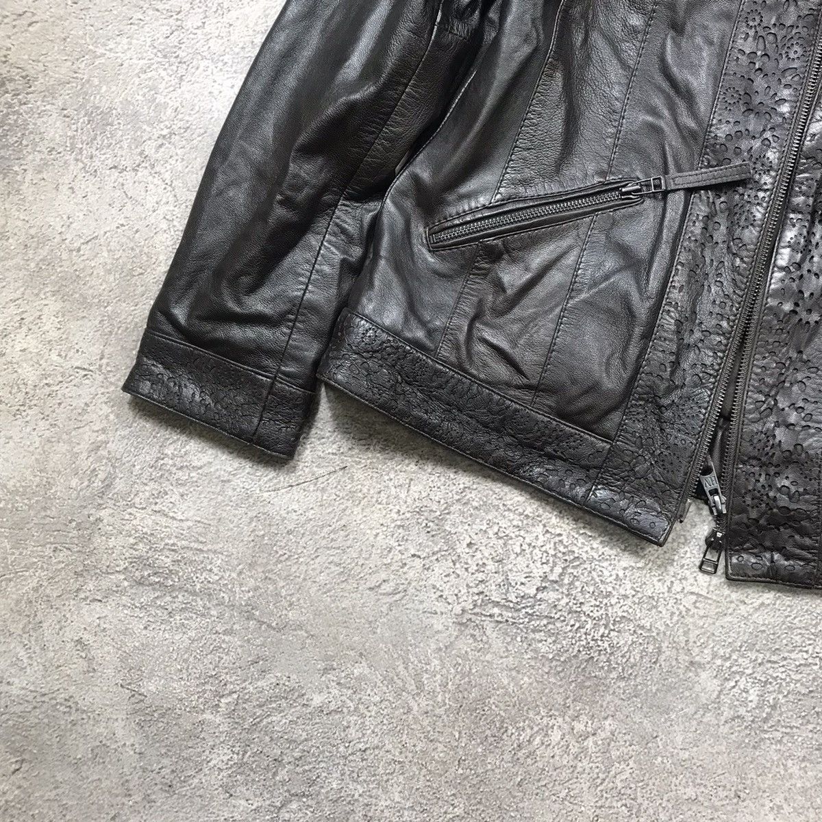 Vintage Vintage Y2K Faded Black Bomber Jacket Streetwear Boxy Logo M Size M / US 6-8 / IT 42-44 - 4 Thumbnail