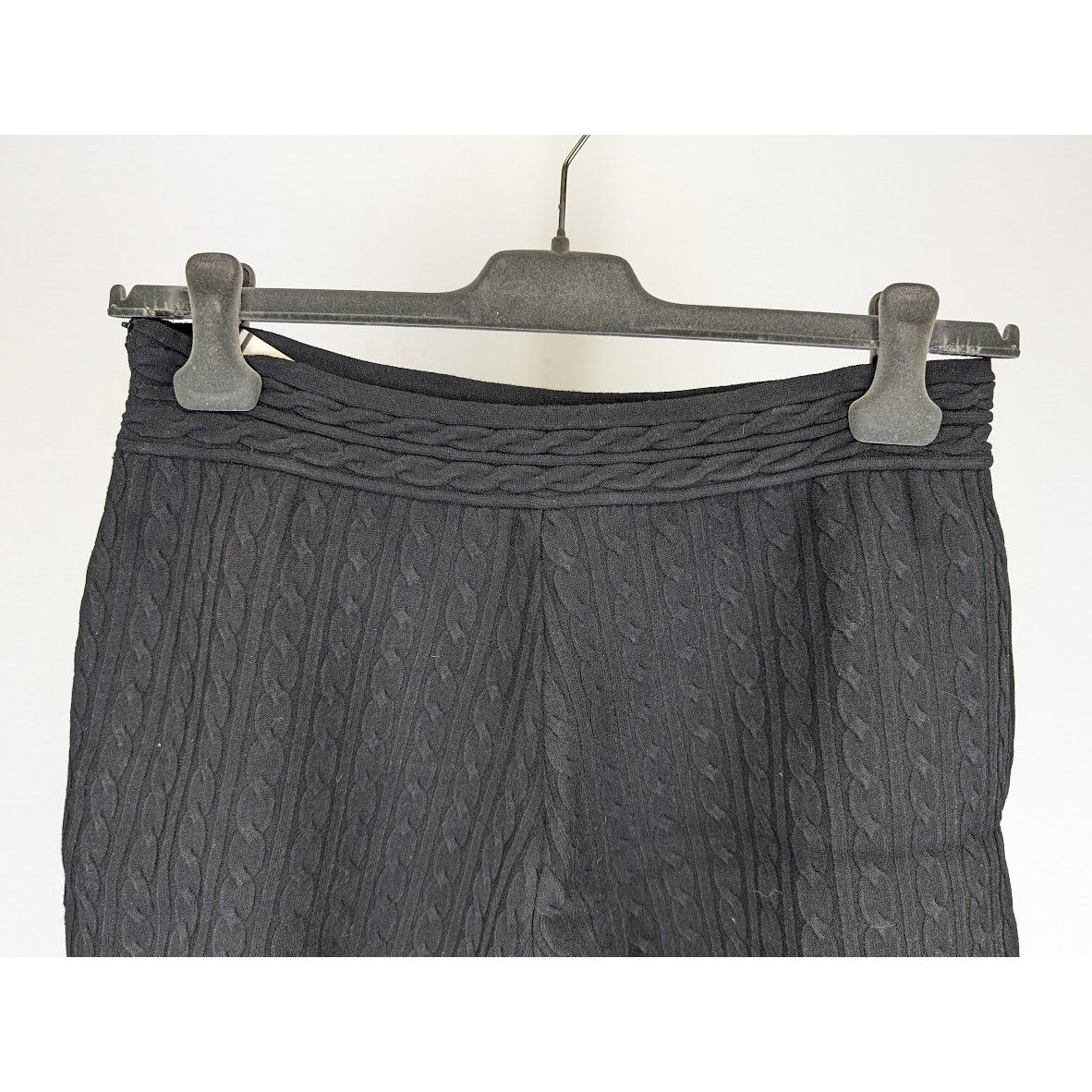 Valentino o1rshd1 Women's Shorts in Black Size 36" / US 14 / IT 50 - 18 Thumbnail