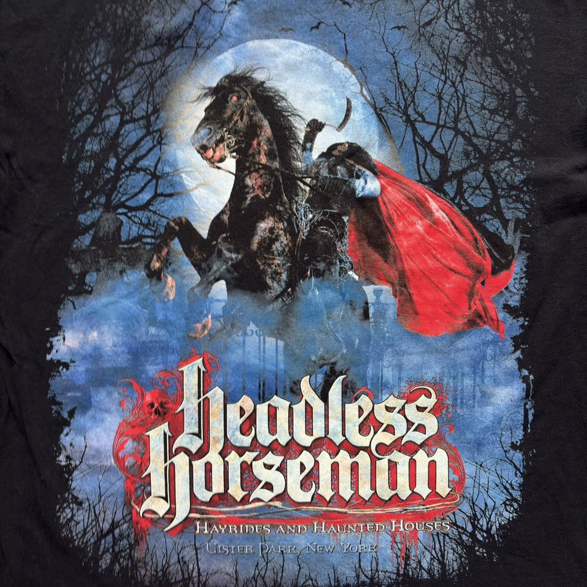 Vintage Vintage Headless Horseman Graphic T-Shirt Size US L / EU 52-54 / 3 - 5 Thumbnail